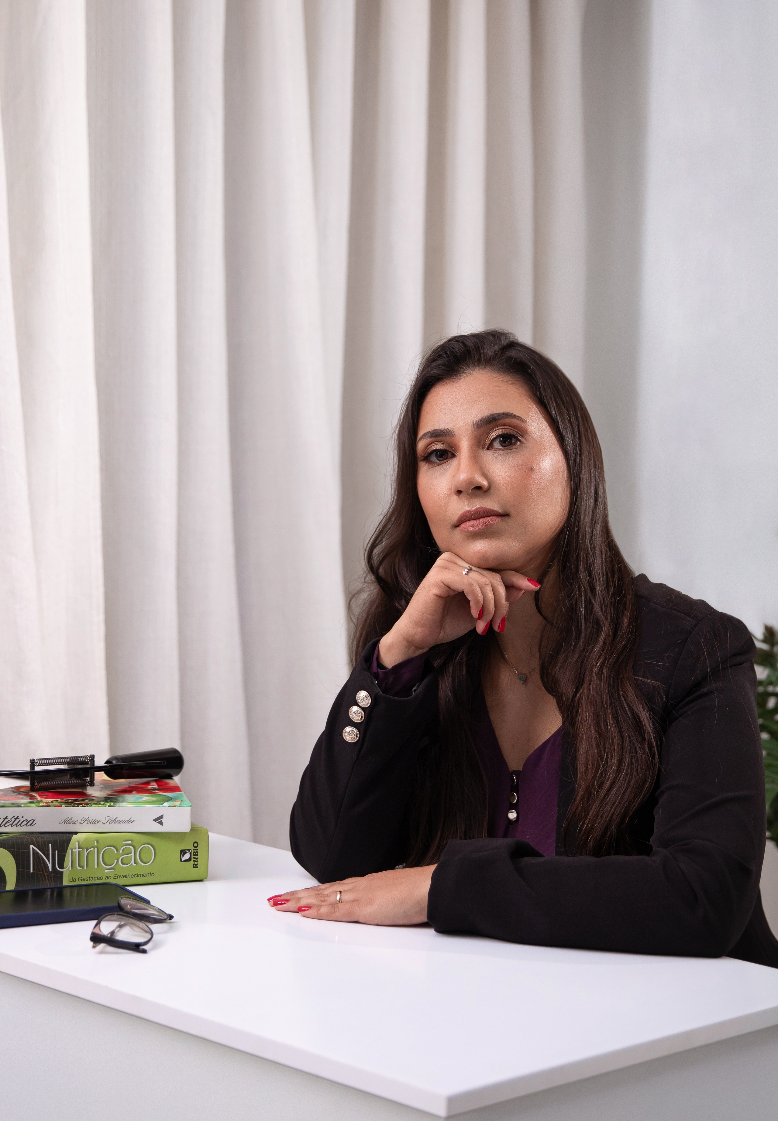 Retrato profissional para arquiteto, arquiteta, Nutricionista, advogado ou advogada em São Paulo. Um ensaio corporativo pensado para transmitir profissionalismo, personalidade e autoridade através da fotografia.