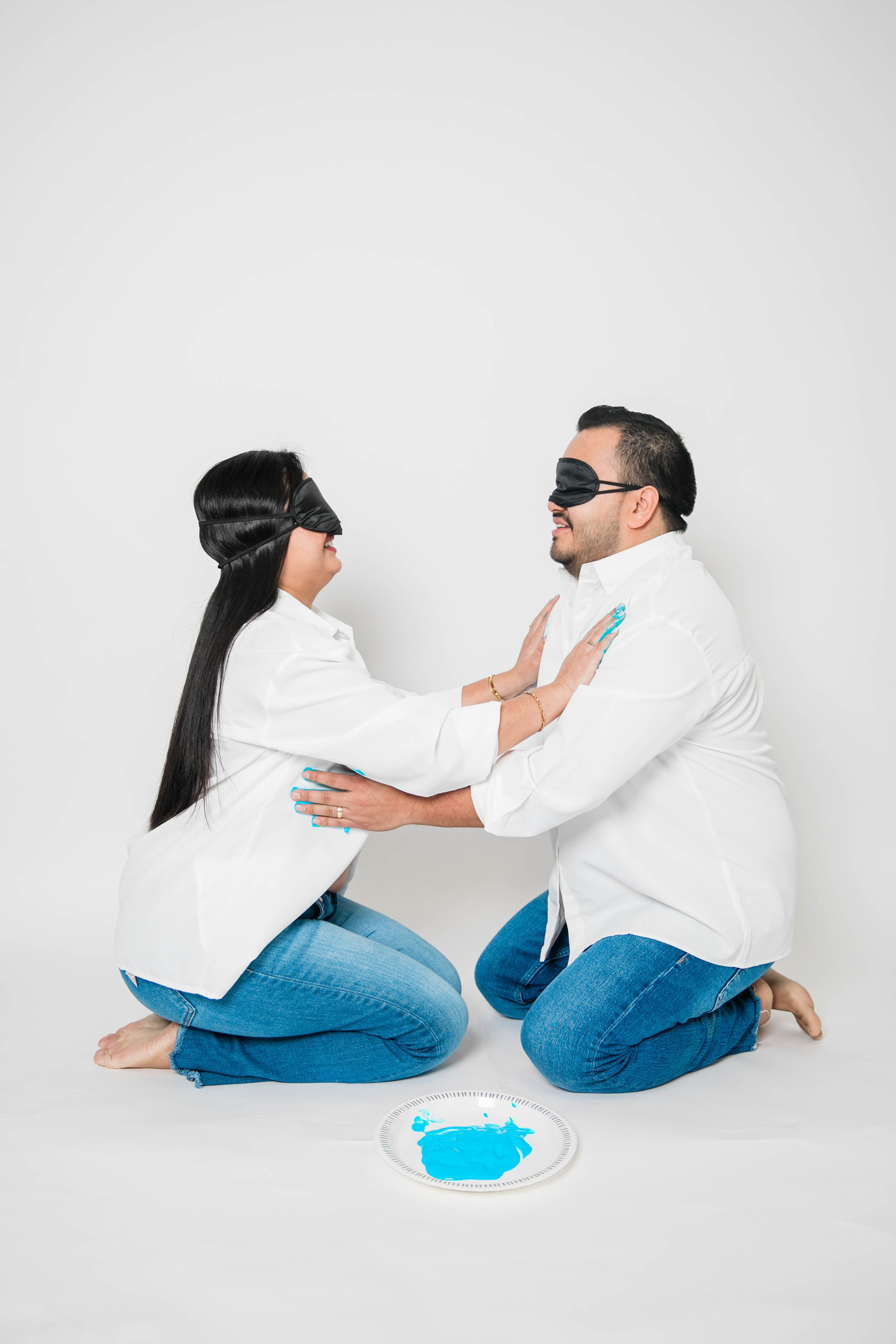 Maternity Photos — Gender Reveal. Ching Li Photography
