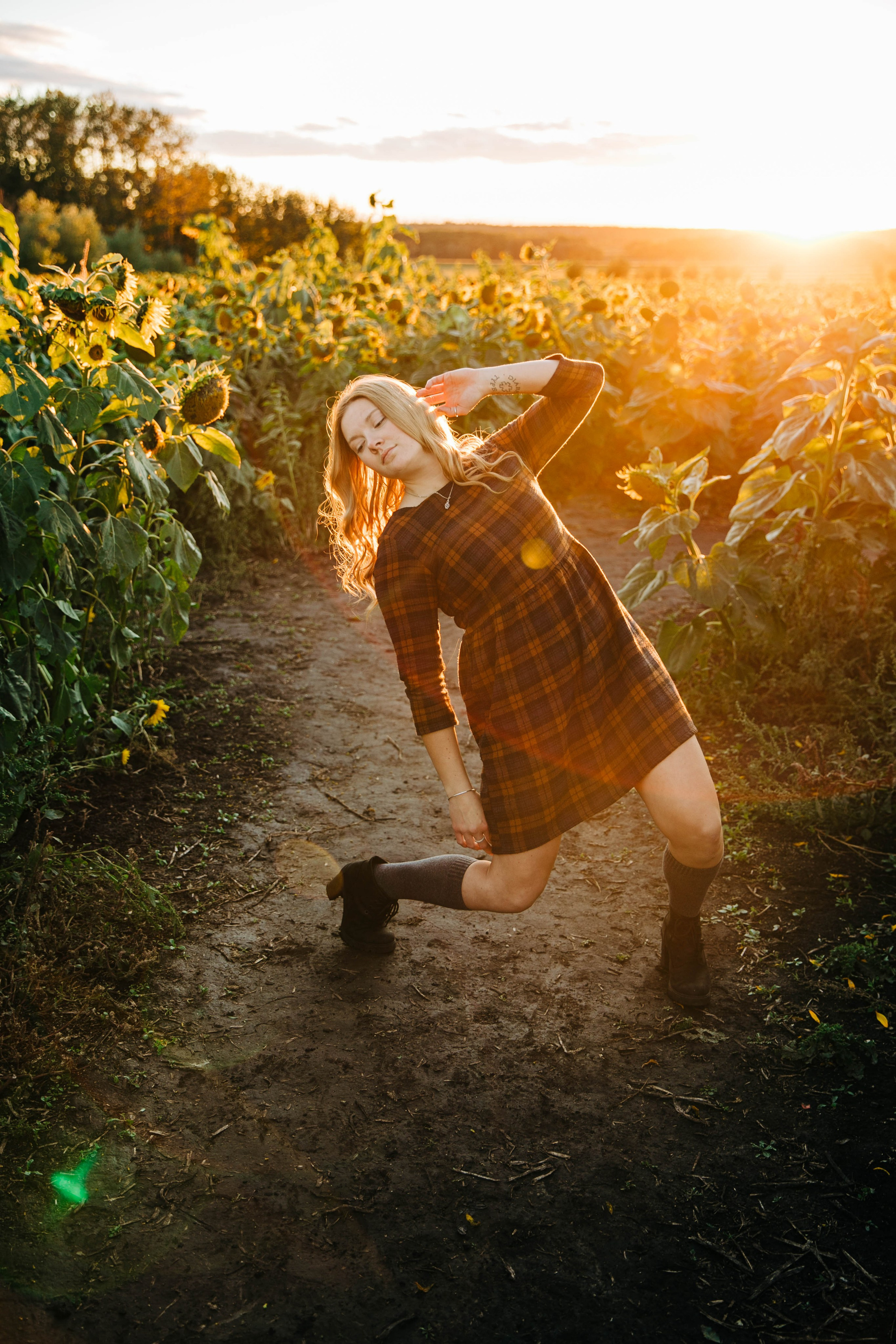 Bowden Sunmaze Posing ideas. Ching Li Photography