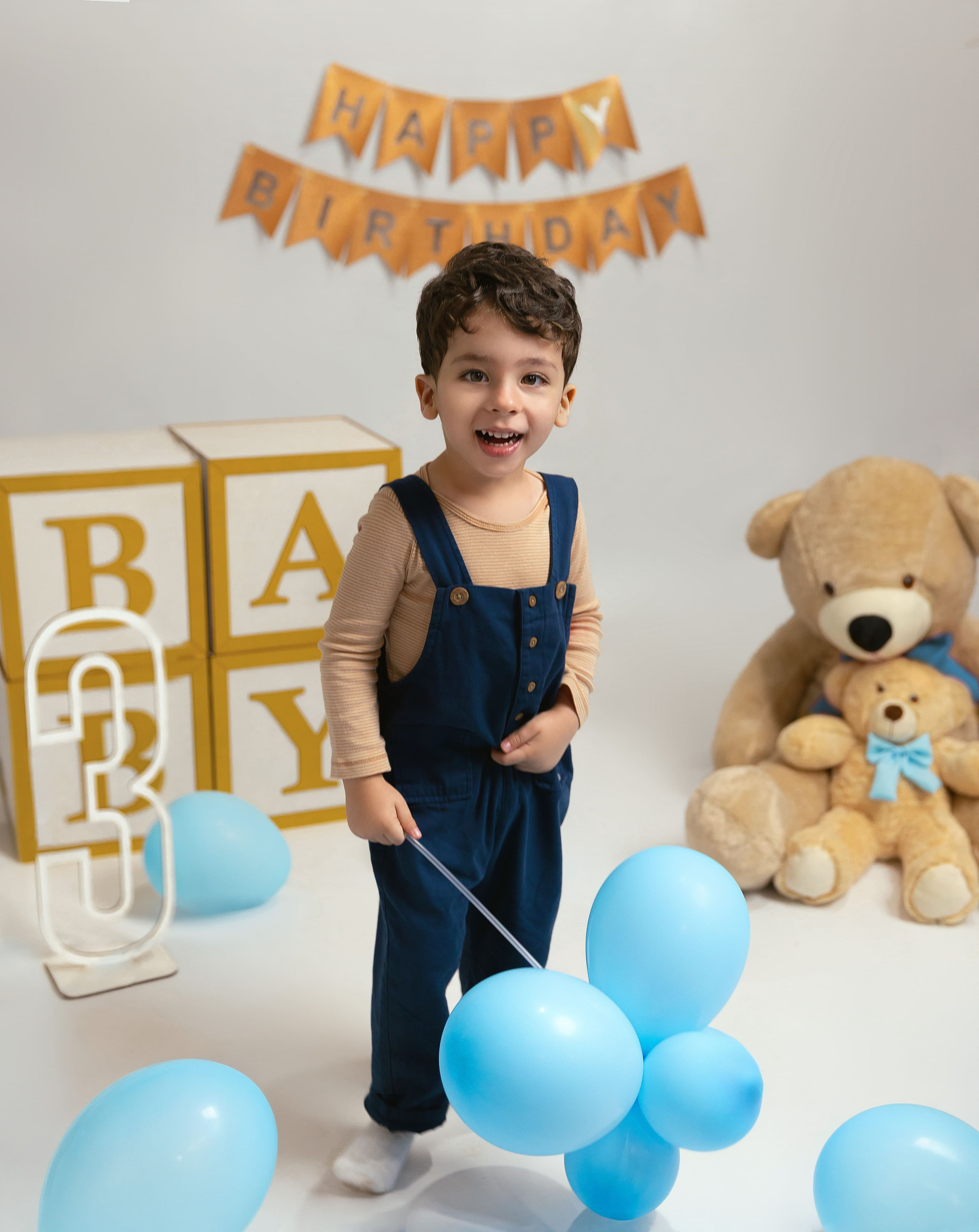 Fotografia infantil em estúdio em São Paulo para registrar a infância com leveza, carinho e autenticidade. Retratos que transformam momentos simples em memórias especiais.