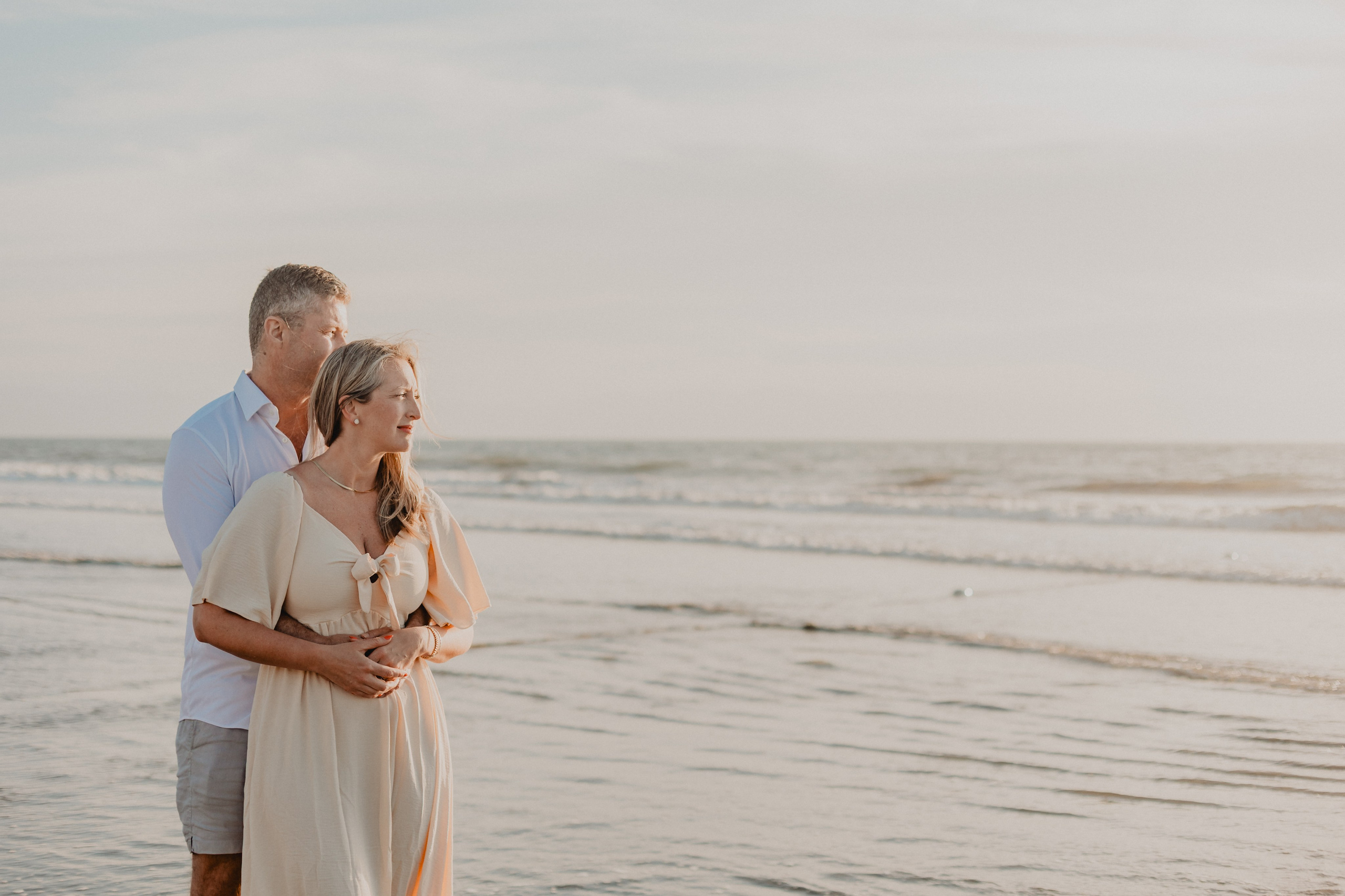 Laughter, Sand, and Sea: A Family Session in Nuevo Vallarta. Fotógrafo de Bodas en Puerto Vallarta y Riviera Nayarit | VL photo & film