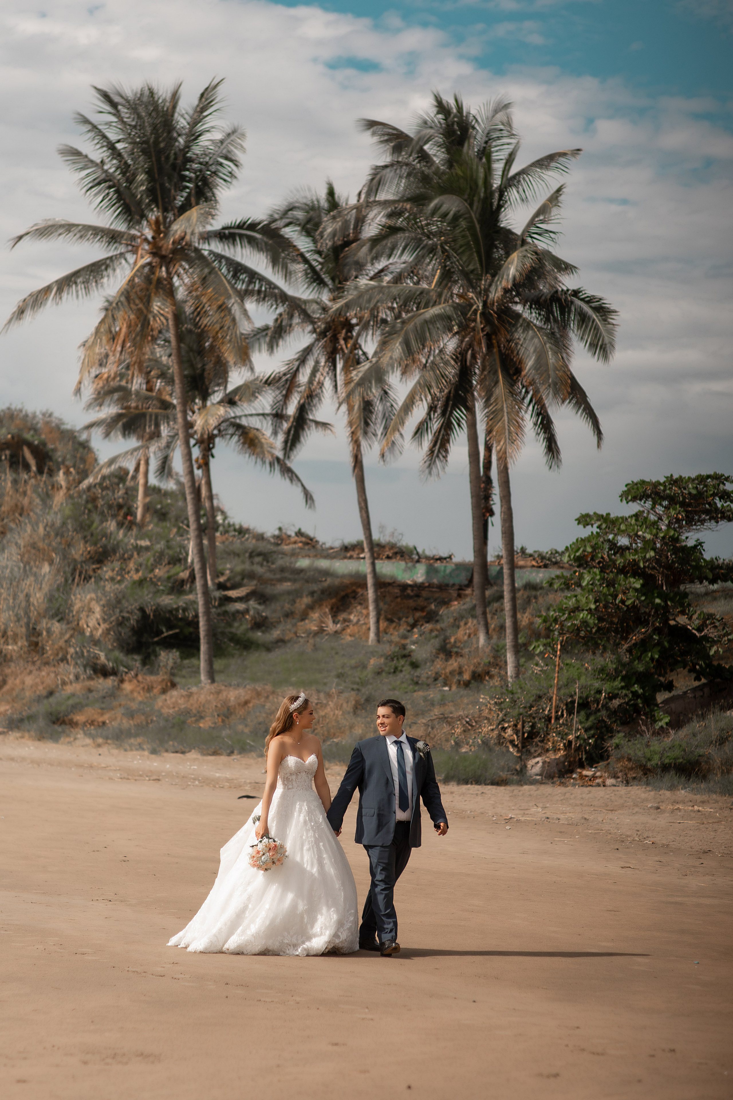 The best beaches in Mazatlan for photo sessions. Victoria Castellanos. Photographer in Mazatlán