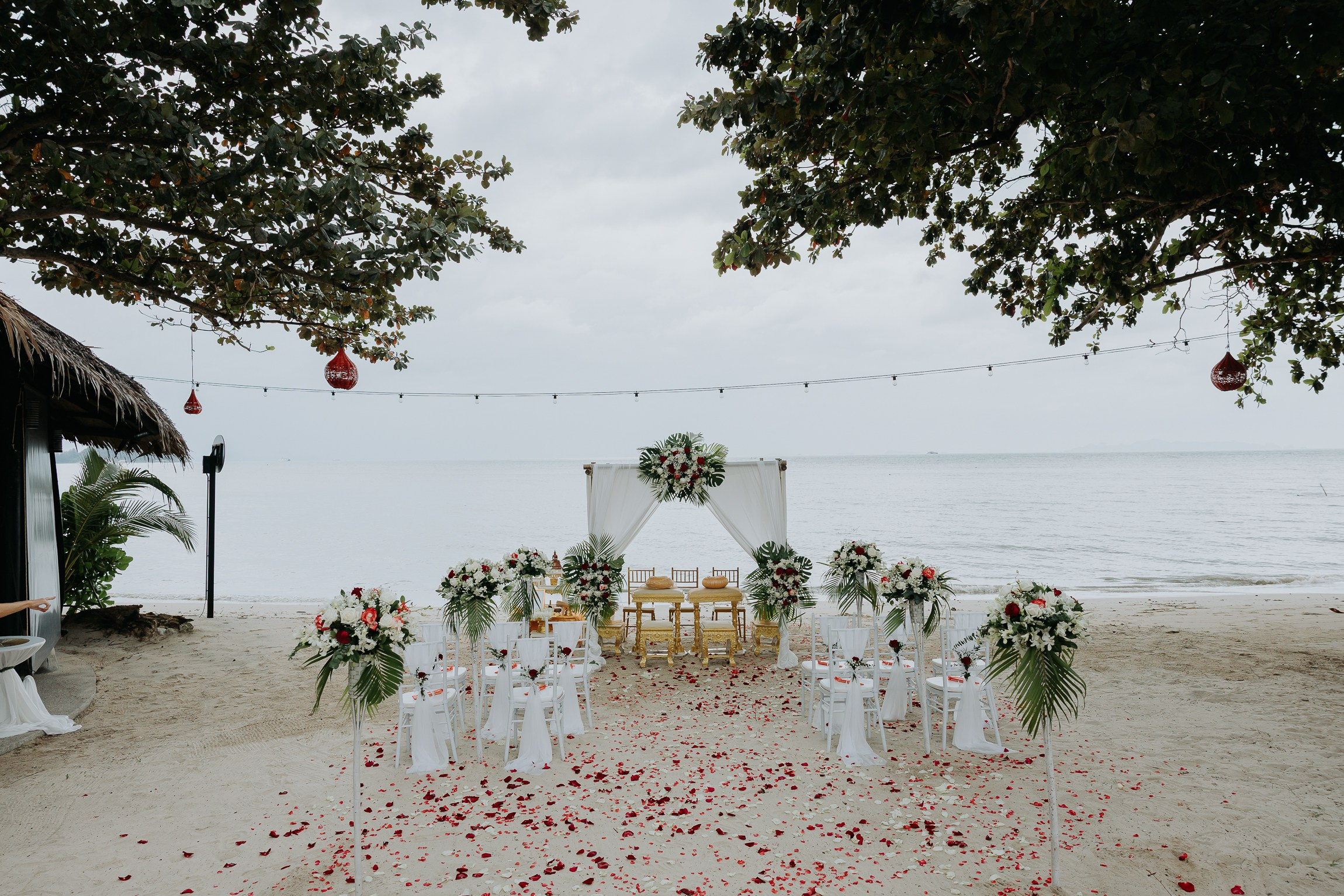 Romantic Buddhist wedding ceremony for two in Koh Samui, Thailand