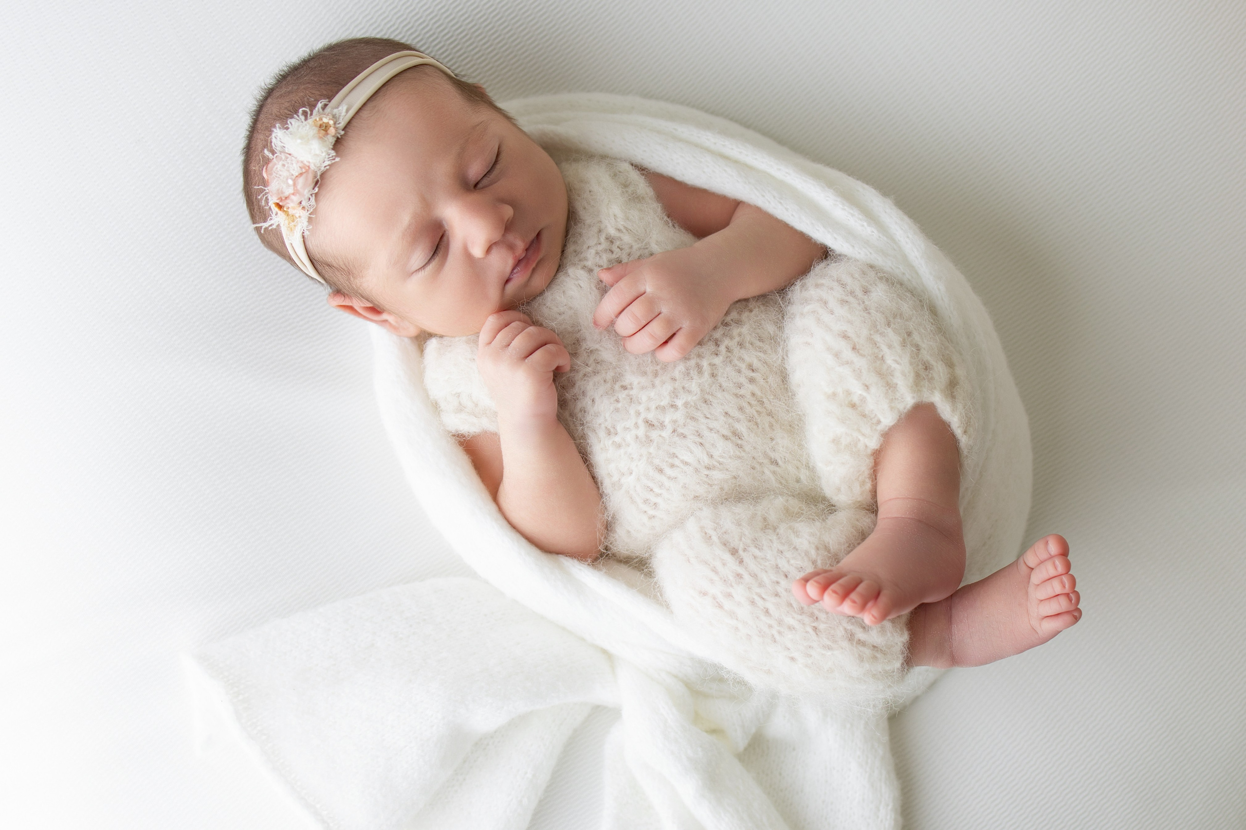 Ensaio Newborn Menina. Kelen Wehr Fotografia | Fotógrafa em São José dos Campos