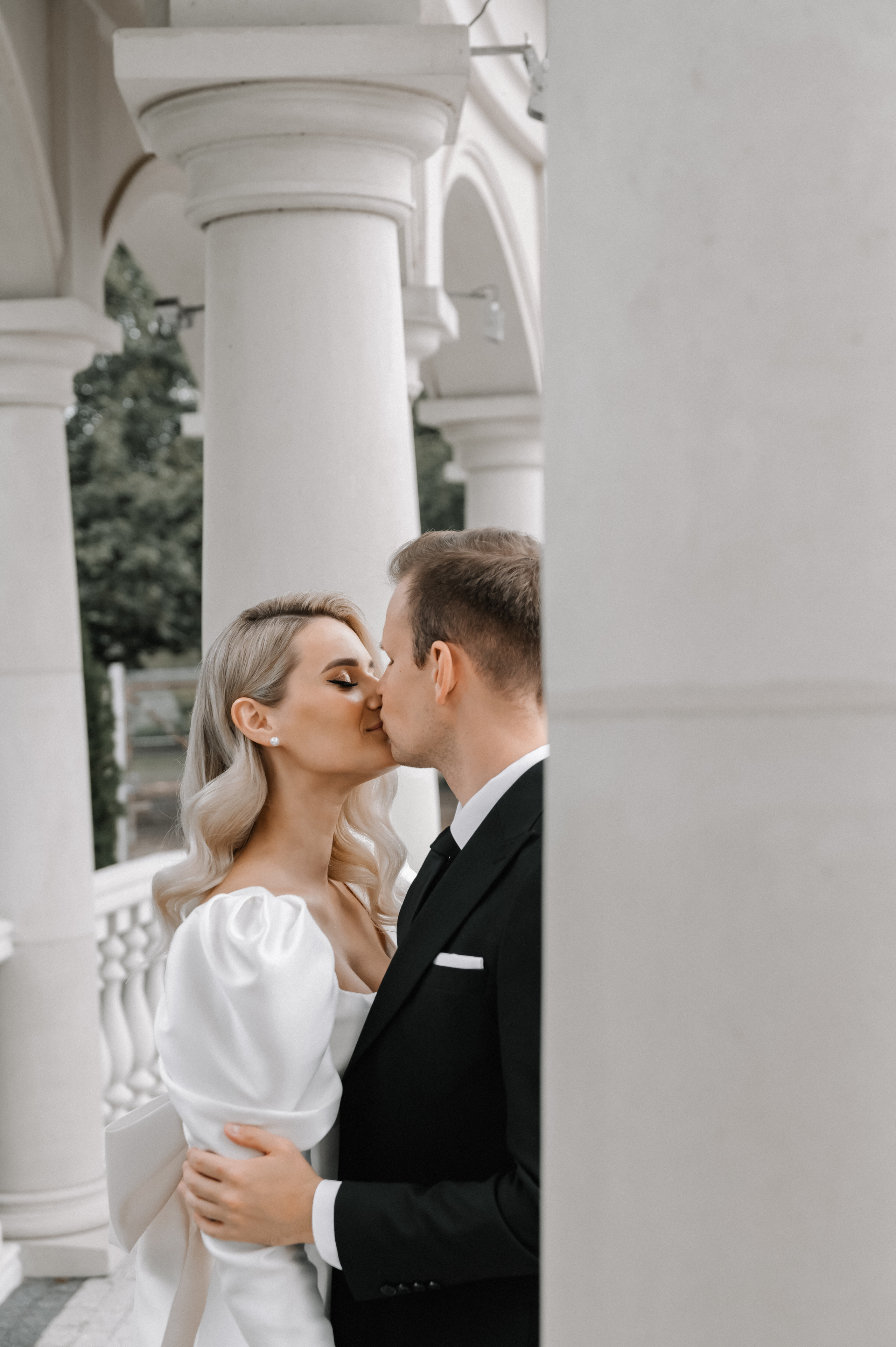 Versal. Photographer and Blogger Europe/Asia Nika Stoma