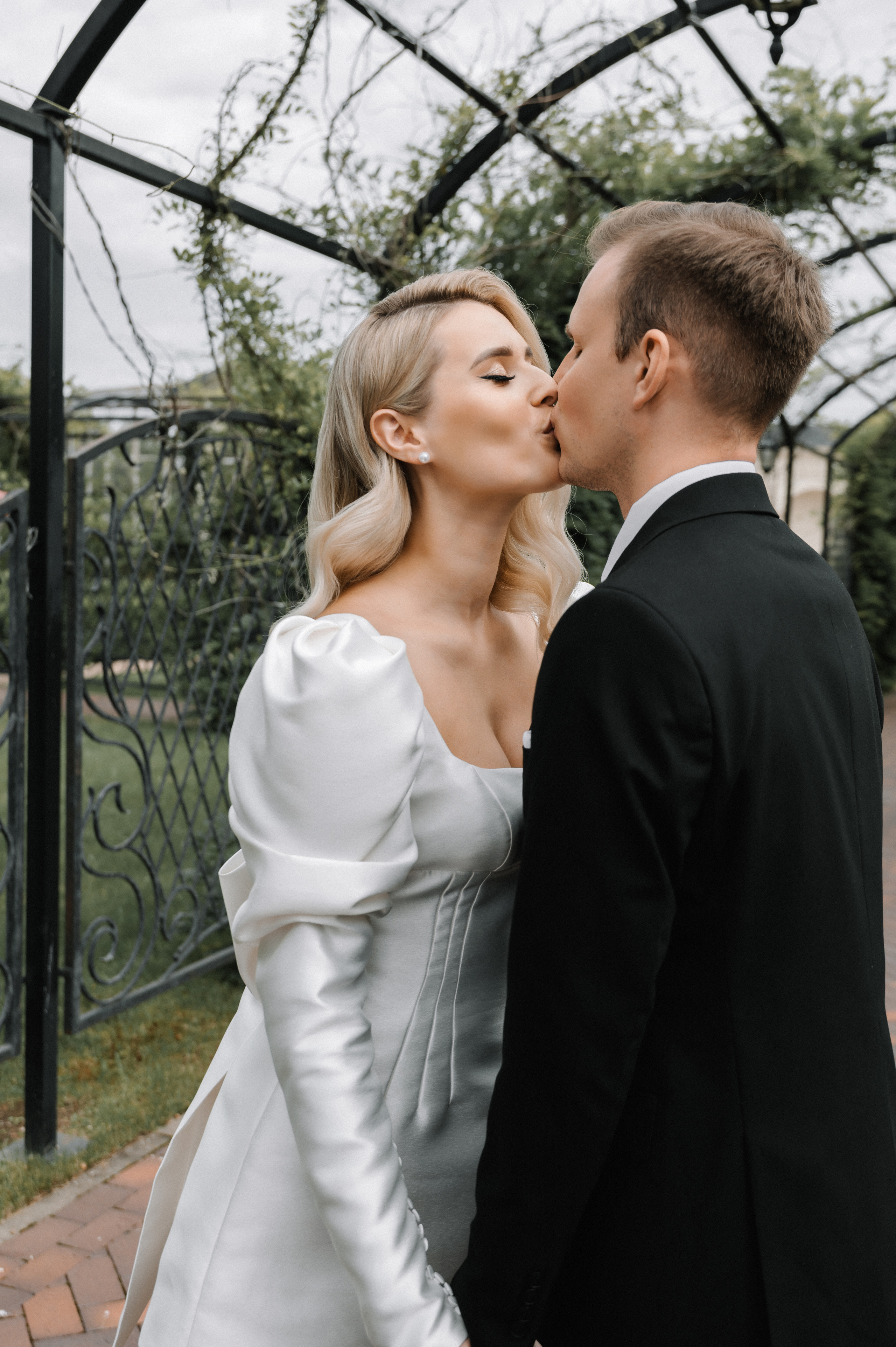 Versal. Photographer and Blogger Europe/Asia Nika Stoma