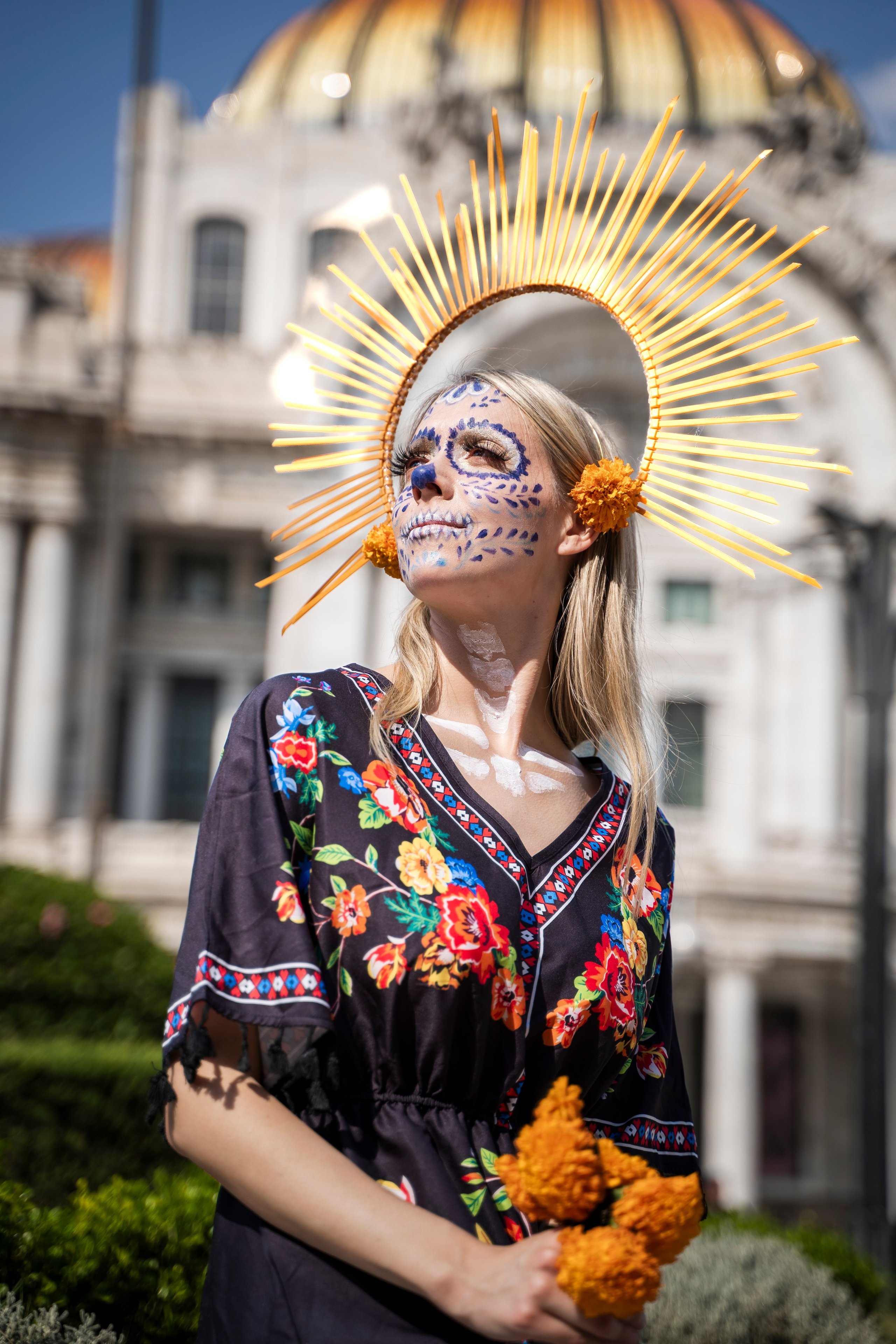 Vacation photoshoot in Mexico City. Capture your trip with a professional photographer in Chapultepec, Roma Dia de los muertos Day of dead. Ekaterina Frolova photography