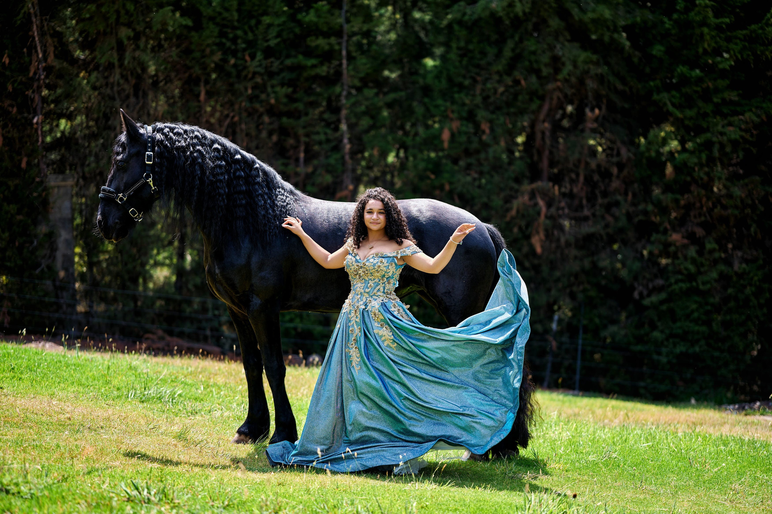 Fotos con caballos para Quiceaños. Wedding Photography & Videography by ZZ Hendrick | Capturing Your Love Story in Colombia & USA