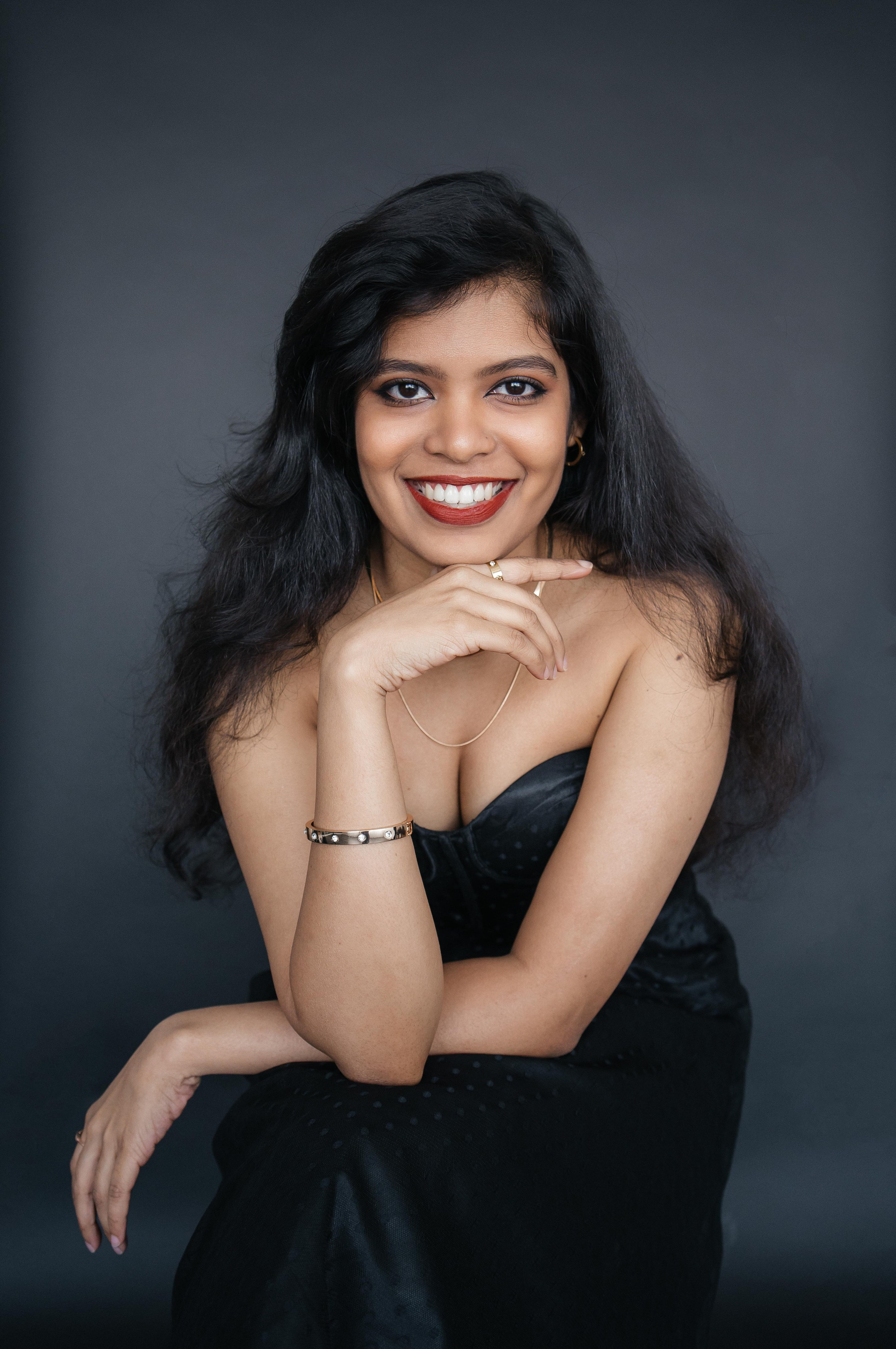 Aishwarya. Maria Elaeva Photography | Burnaby Portrait Photographer