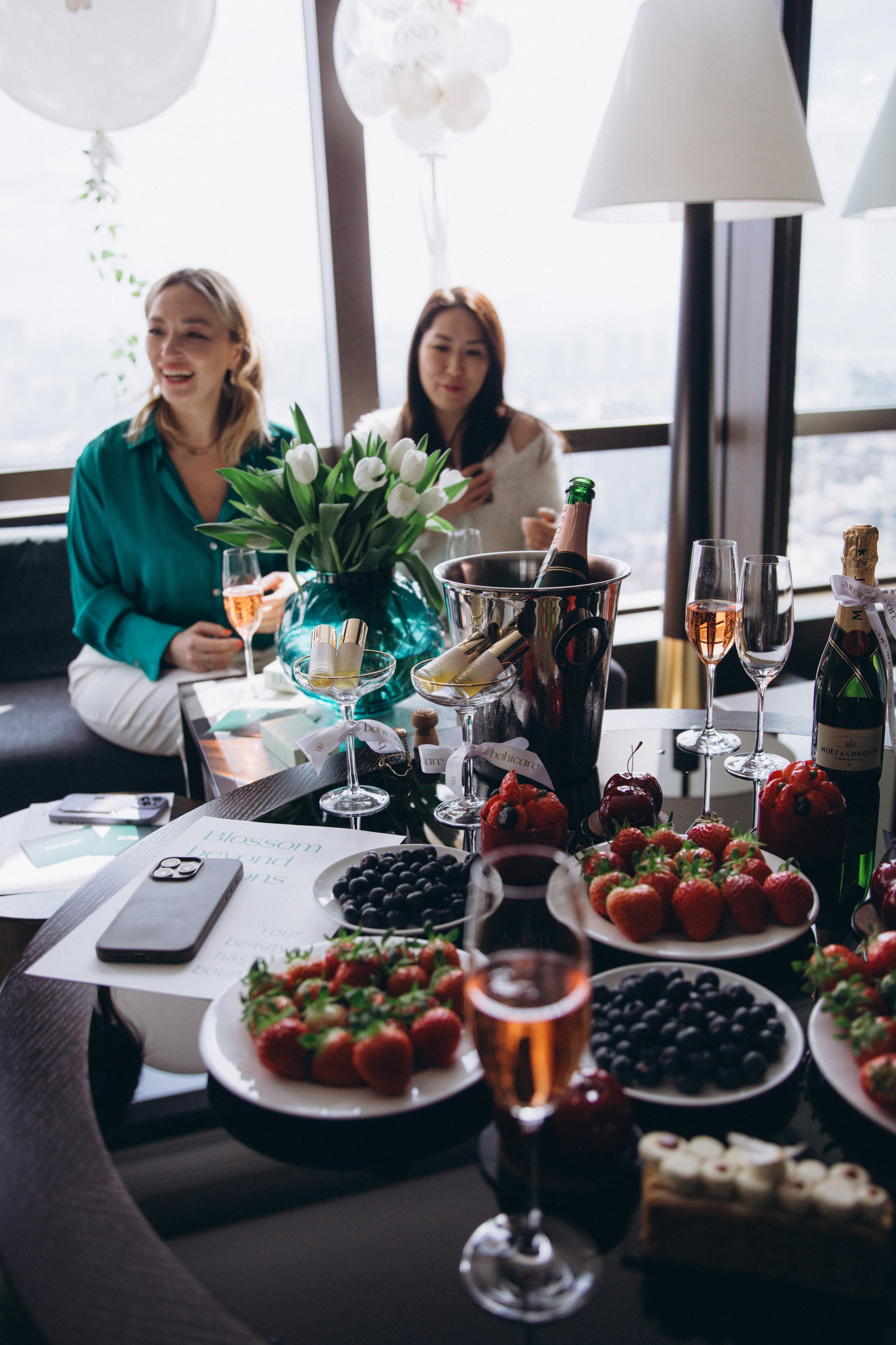 Grand Hyatt Seoul (bohicare). Portrait photographer in South Korea Olga Lian