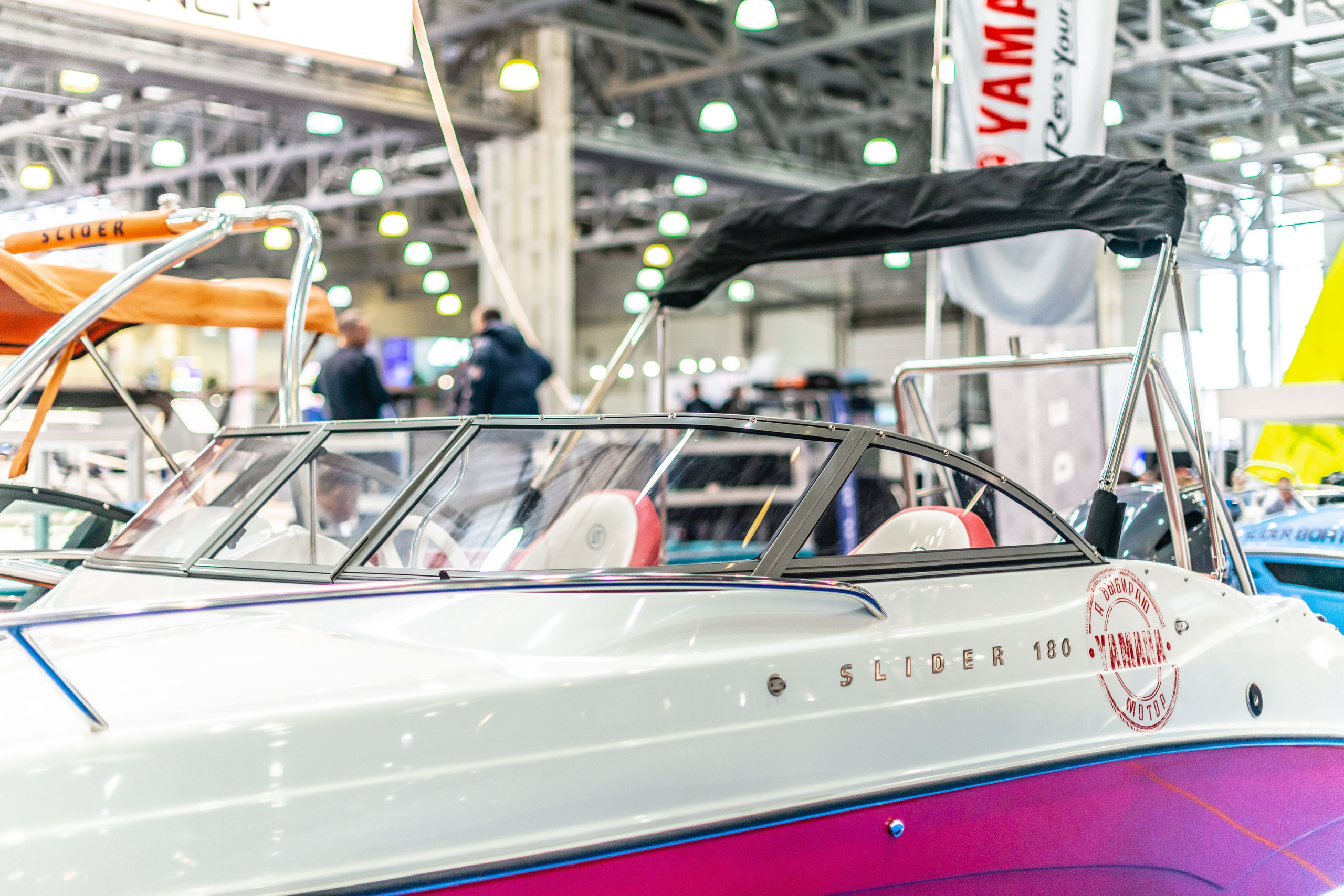 Фотосъемка лодок на Moscow Boat Show 2022. PHOTOGRAPHER QUINTANA ROO