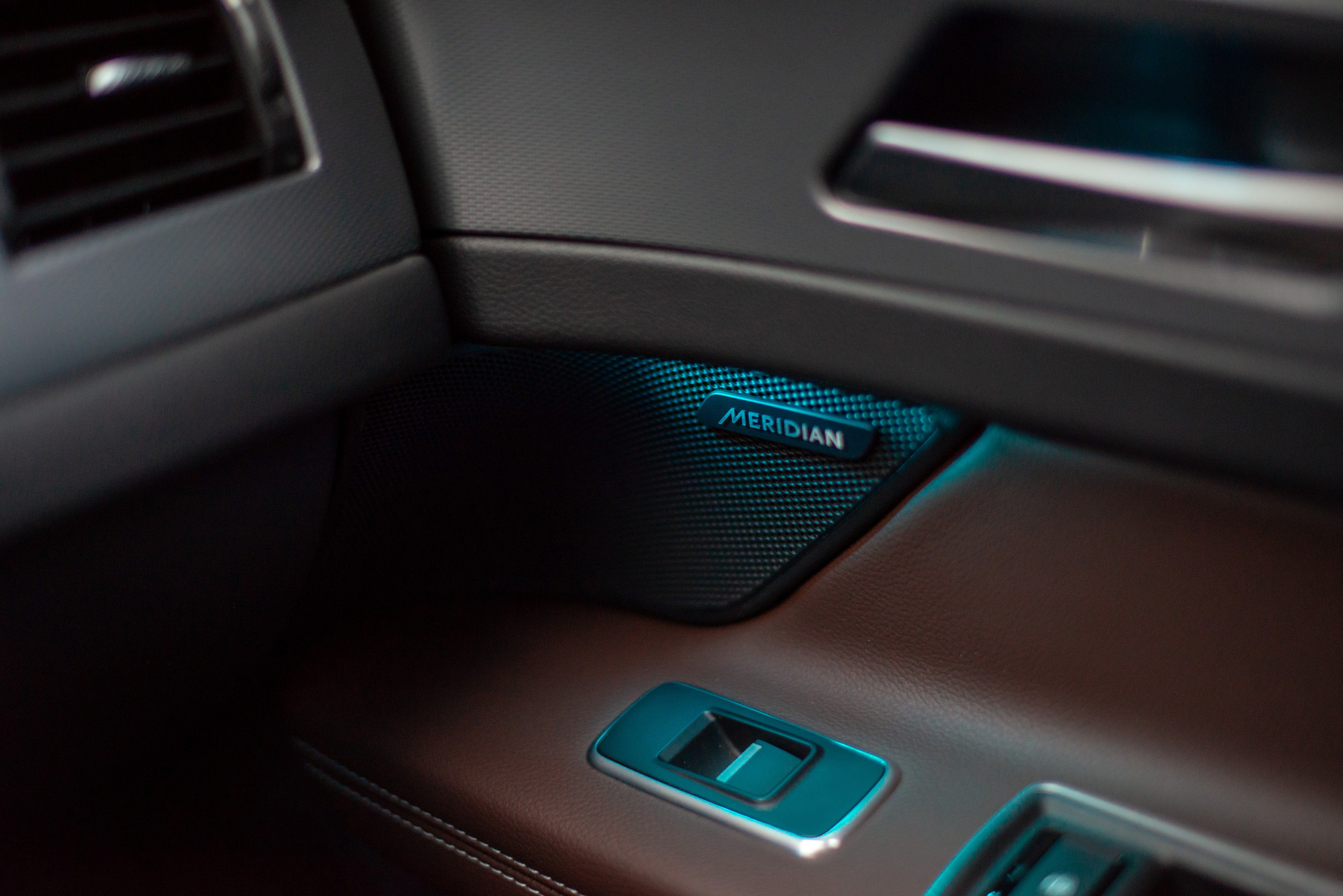 Автомобильная фотосъемка Jaguar XF R-Sport. PHOTOGRAPHER QUINTANA ROO