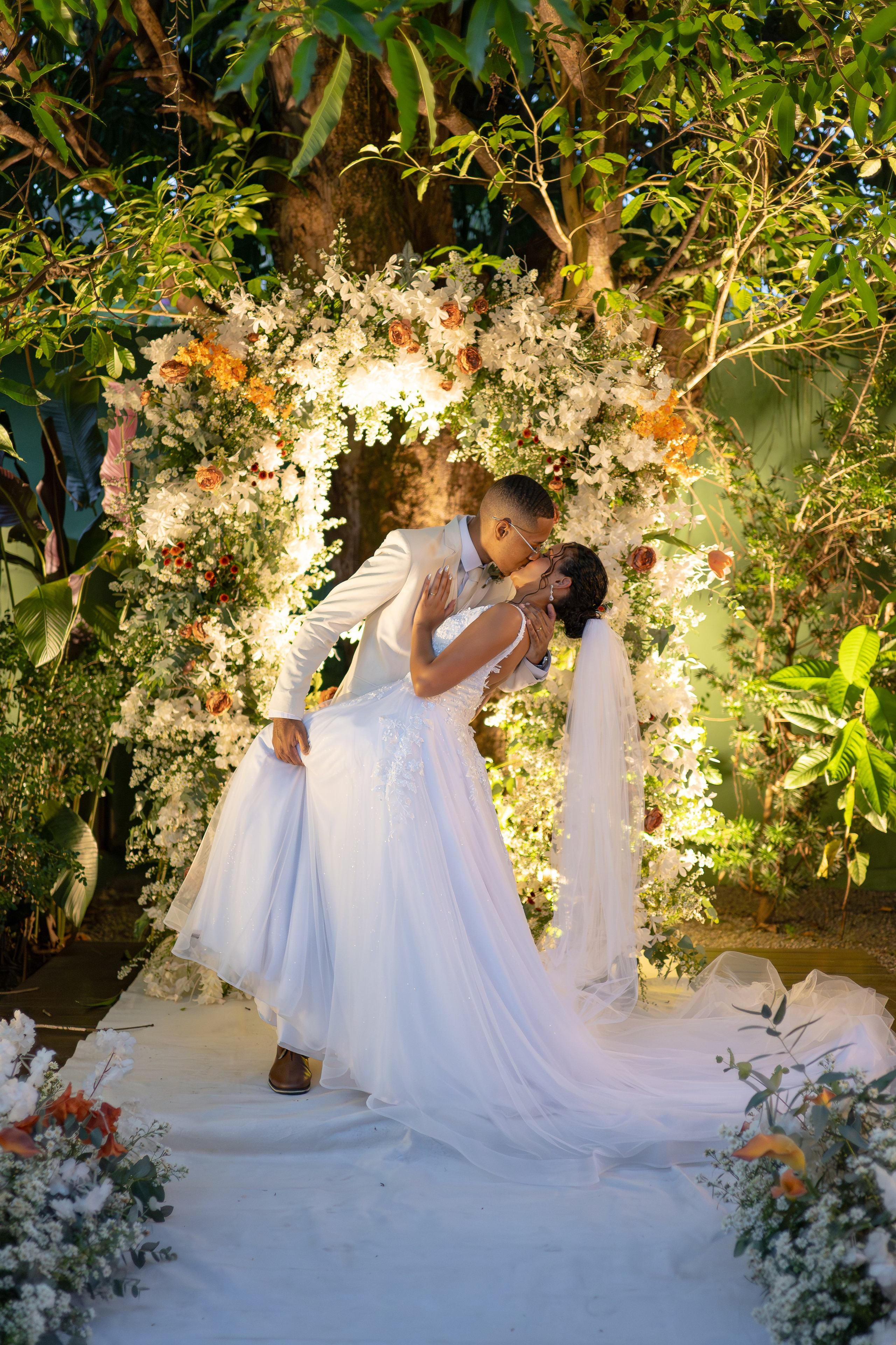Casamento Sarah dos Santos & Rafael. Cristofr Jhons | Fotógrafo de Casamento