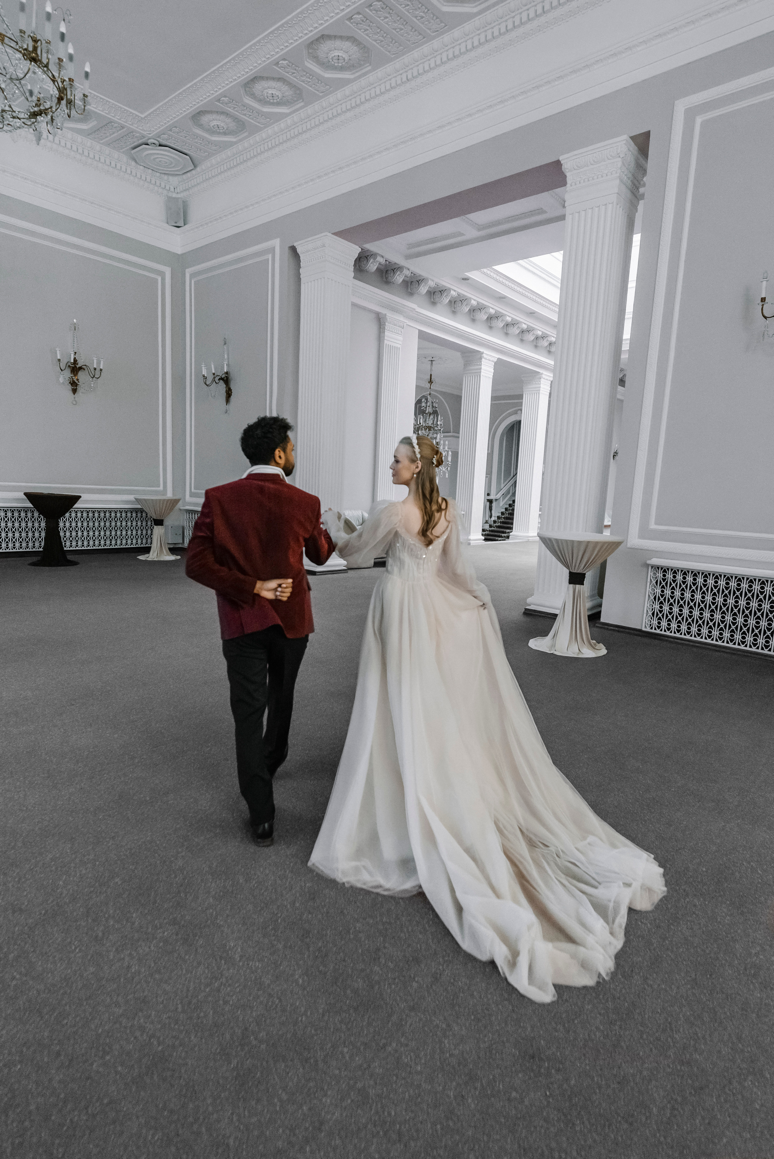 Bridgertonów. Kreatywność na granicy wesela. Nika Stoma — fotografka i blogerka w Europie i Azji