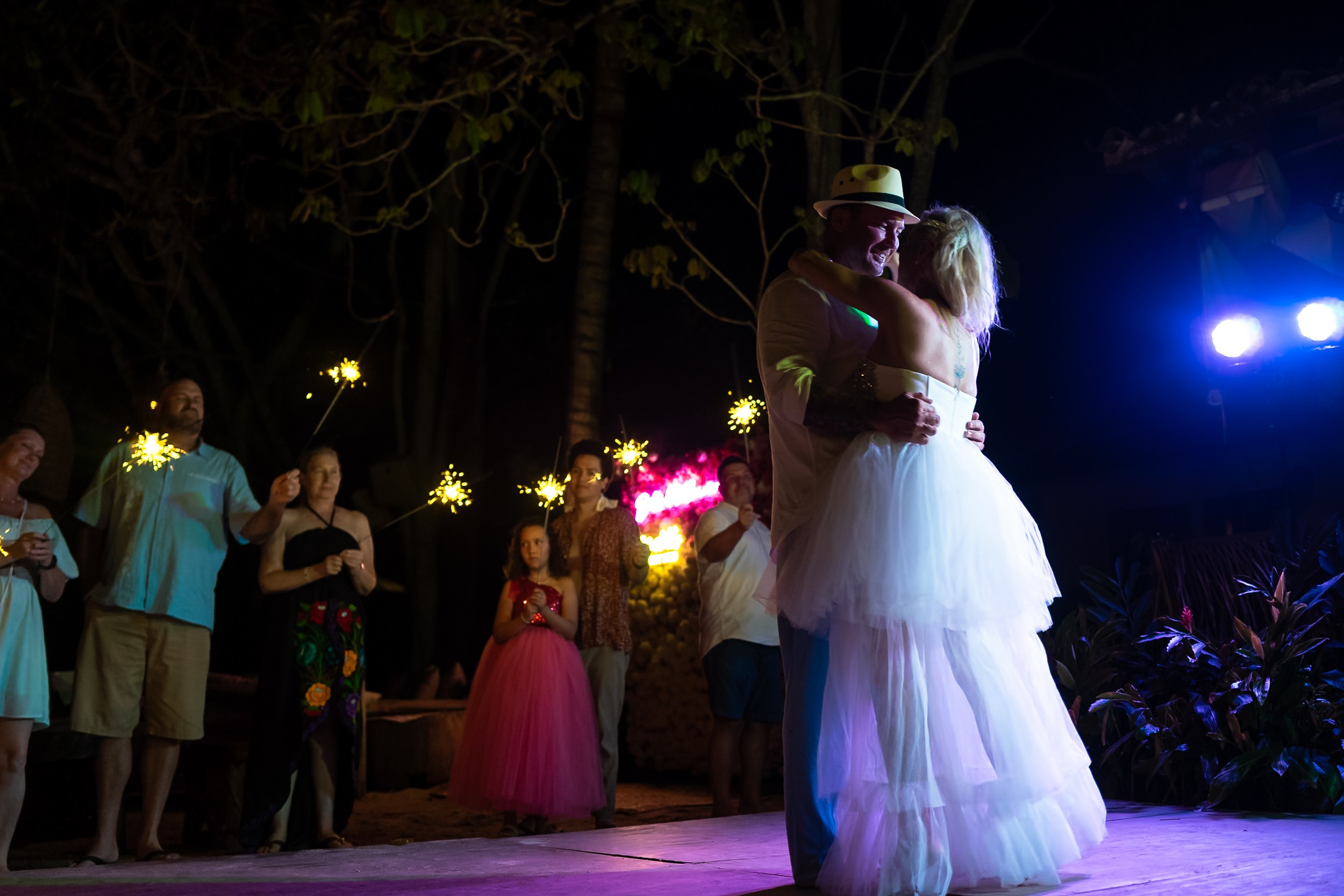 Aggie & Brian. Fotografía de Bodas Profesionales en Puerto Vallarta y Riviera Nayarit