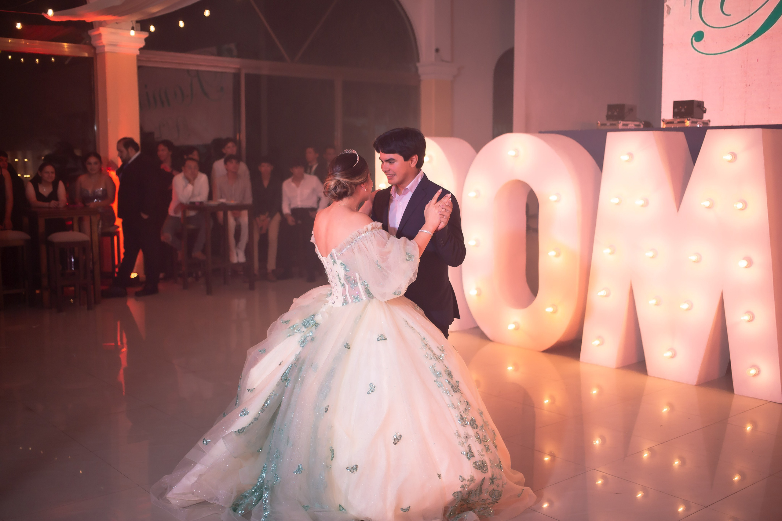 XV AÑOS ROMINA. Simón Enríquez Studio