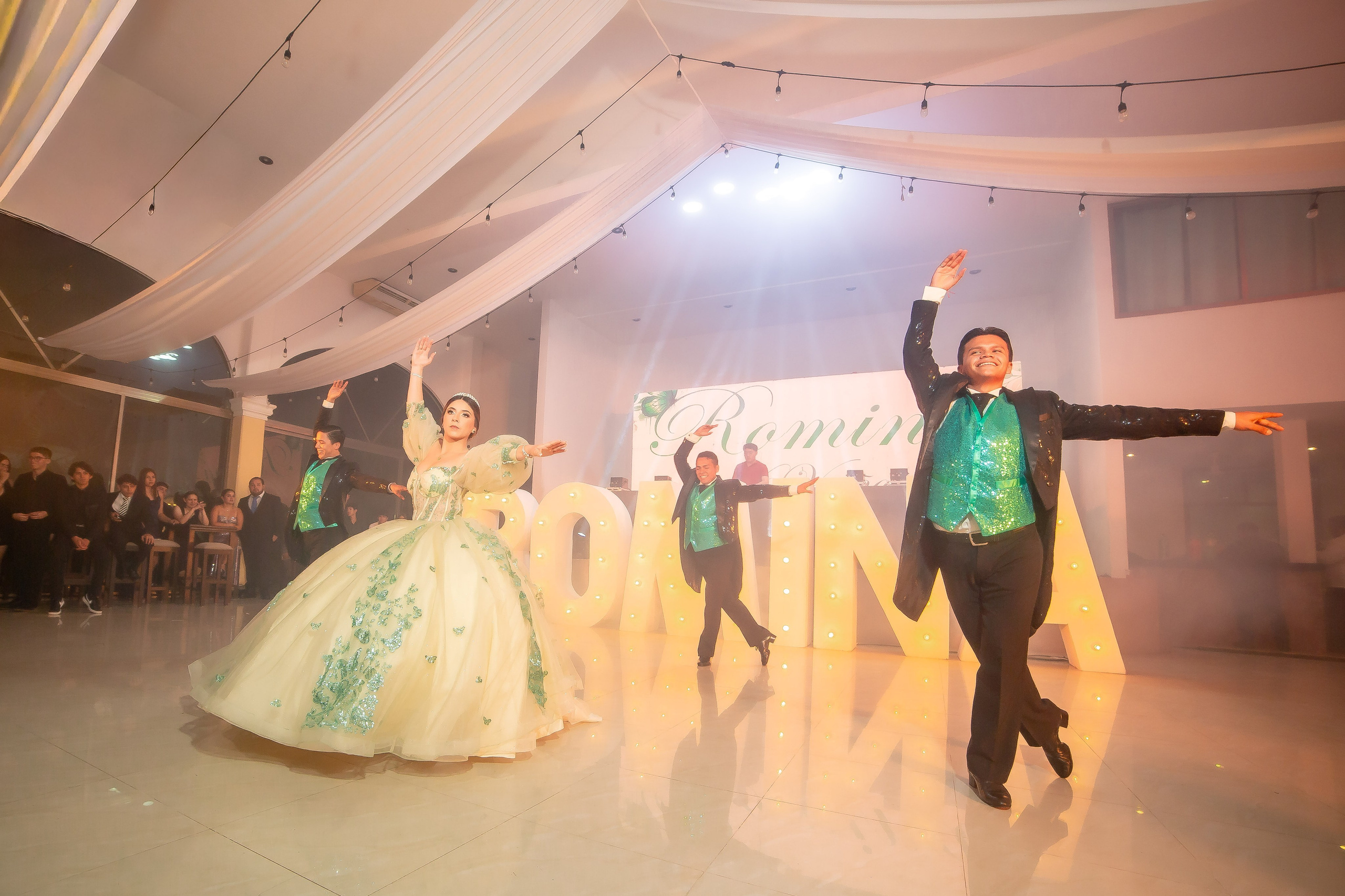 XV AÑOS ROMINA. Simón Enríquez Studio