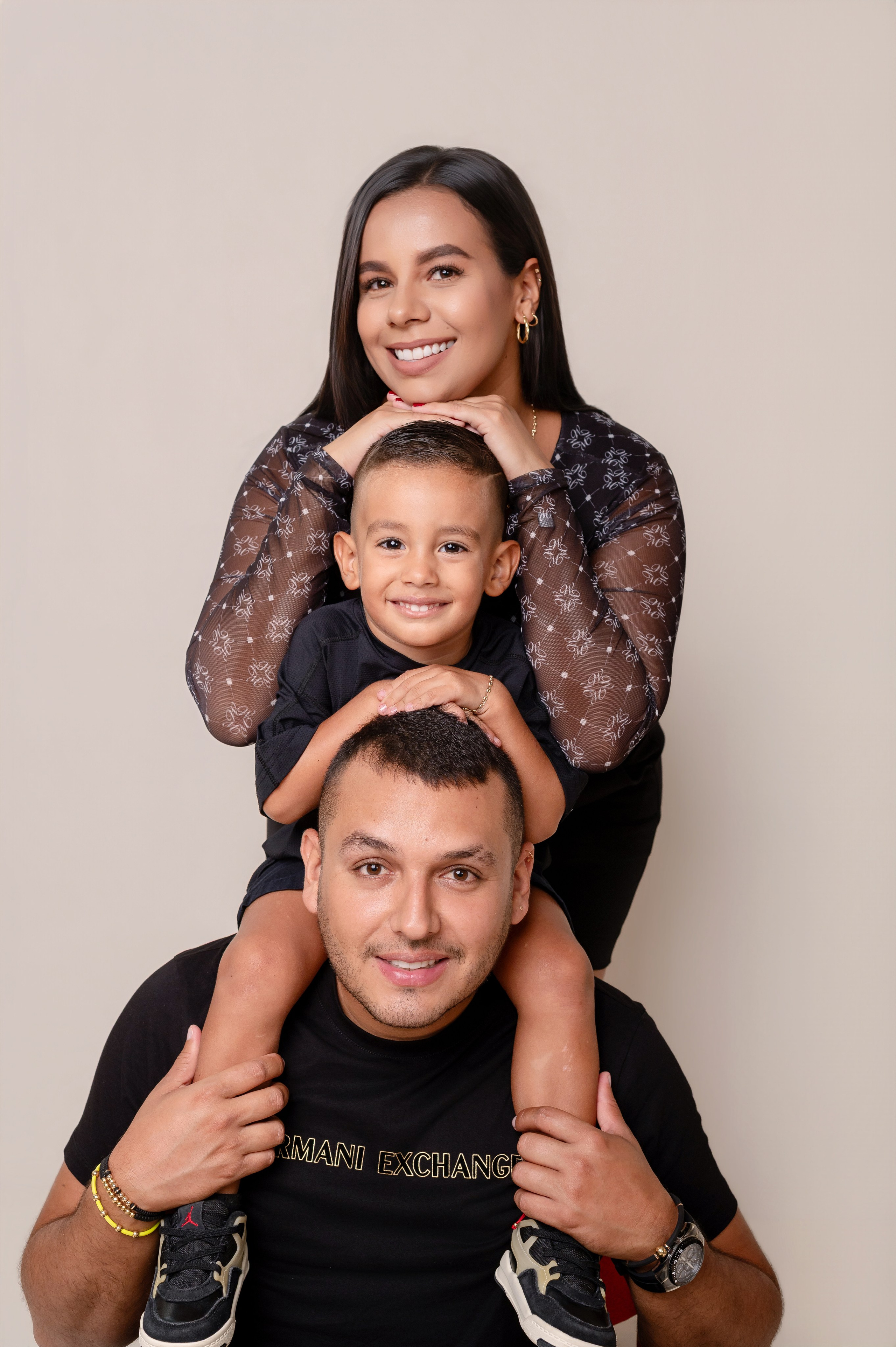 Fotos de estudio con Familias!. Www.dresalgadophoto.com
