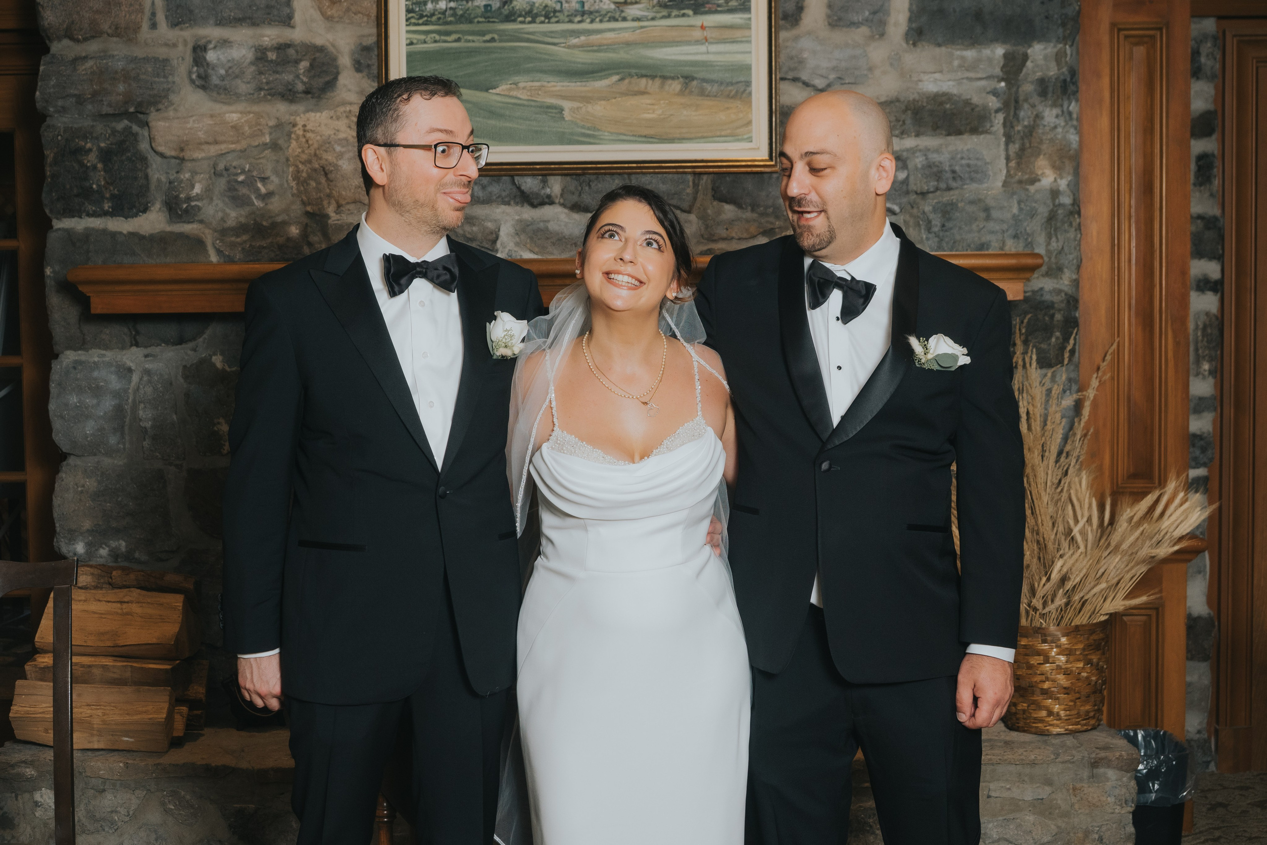 Wedding of Cassandra and Loïc in Beaconsfield, Montreal. Montreal Wedding Photographer — Muriel Oe Photo