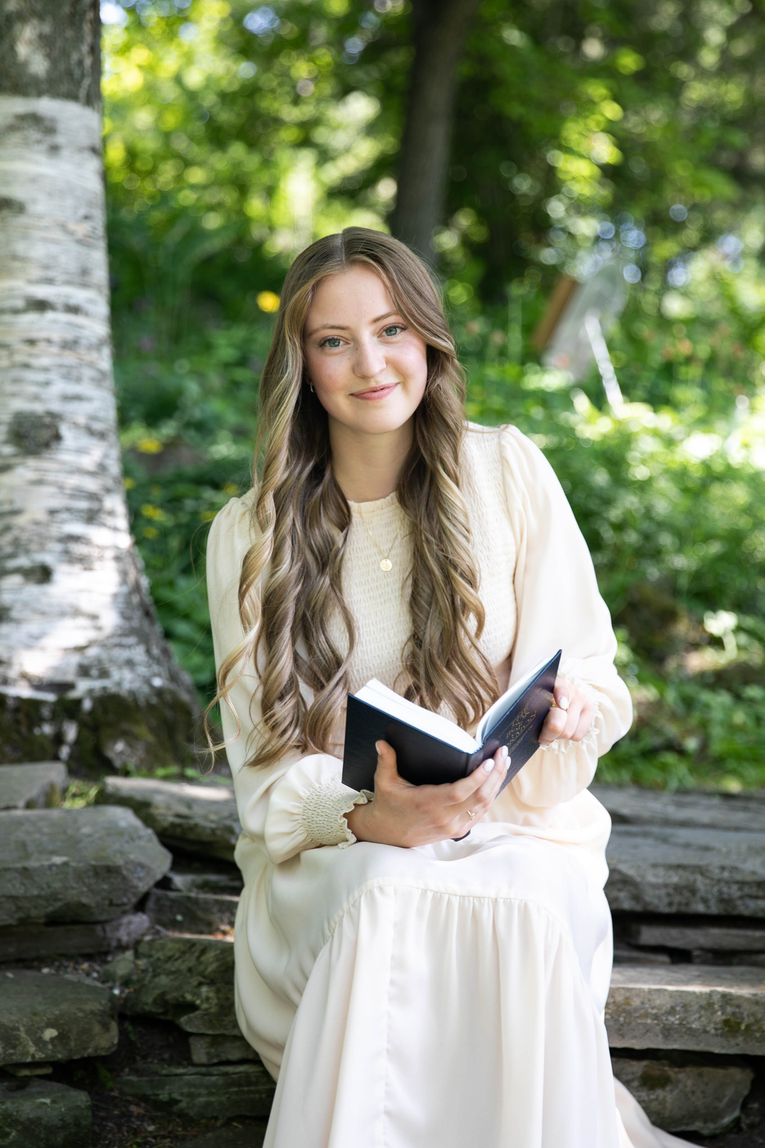 Chloe — Readers Rock. Fotografía accesible en Calgary