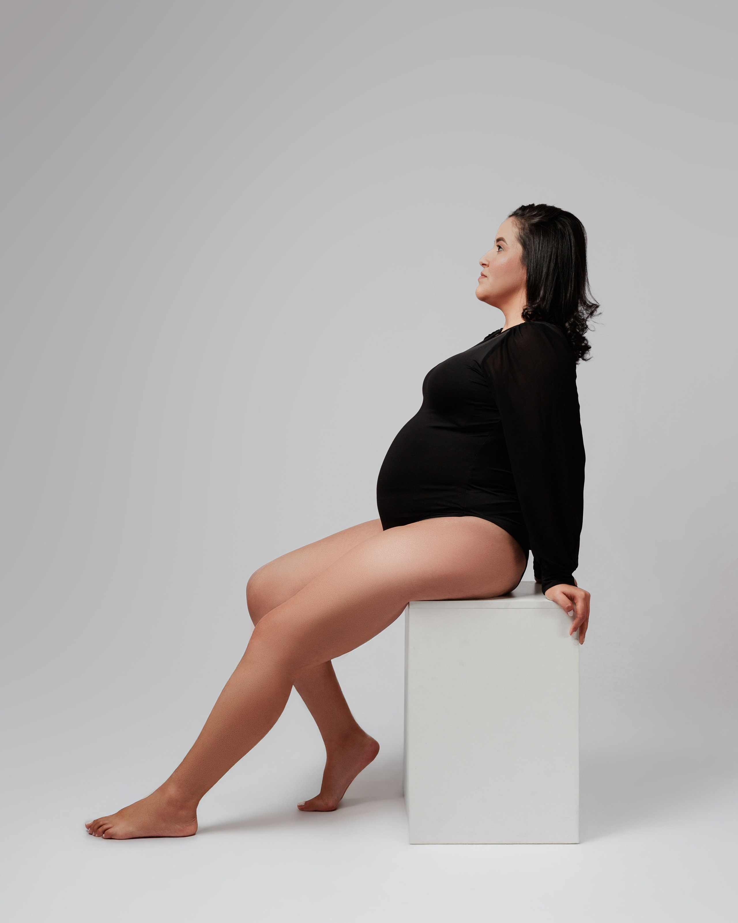 2025 | Beatriz — Gestante — Estudio. Denis Damasceno | Fotografia