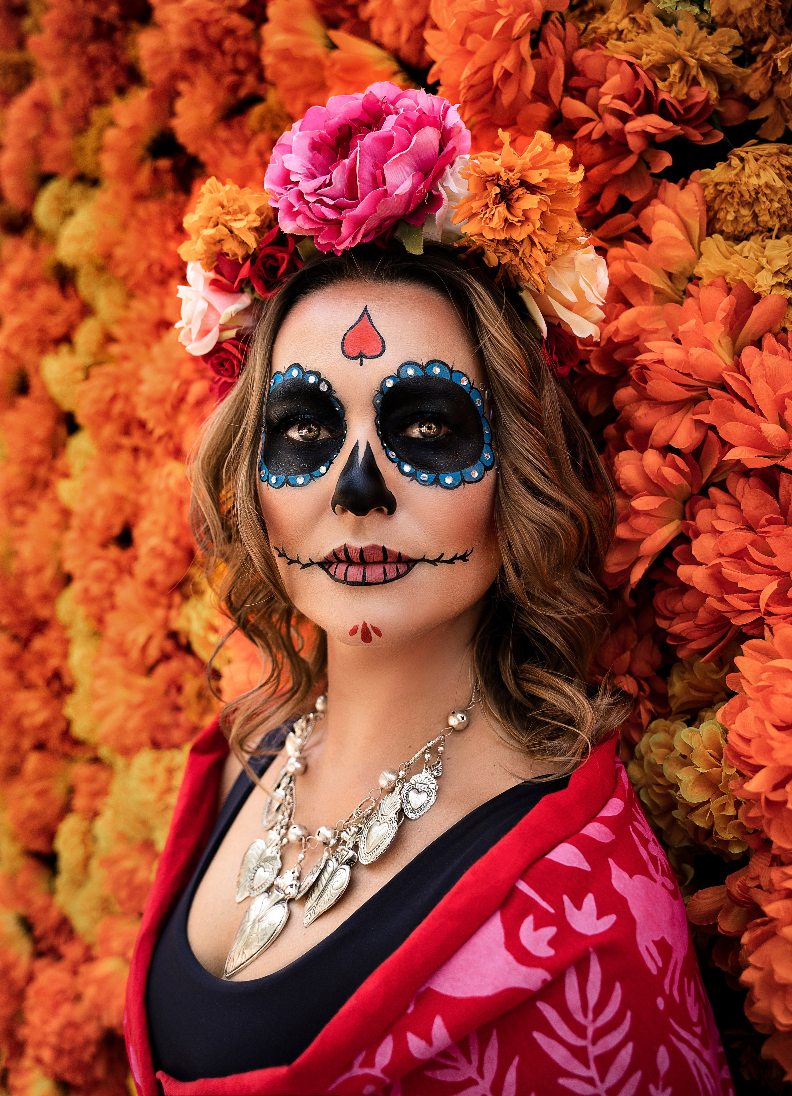 Vacation photoshoot in Mexico City. Capture your trip with a professional photographer in Chapultepec, Roma Dia de los muertos Day of dead. Ekaterina Frolova photography