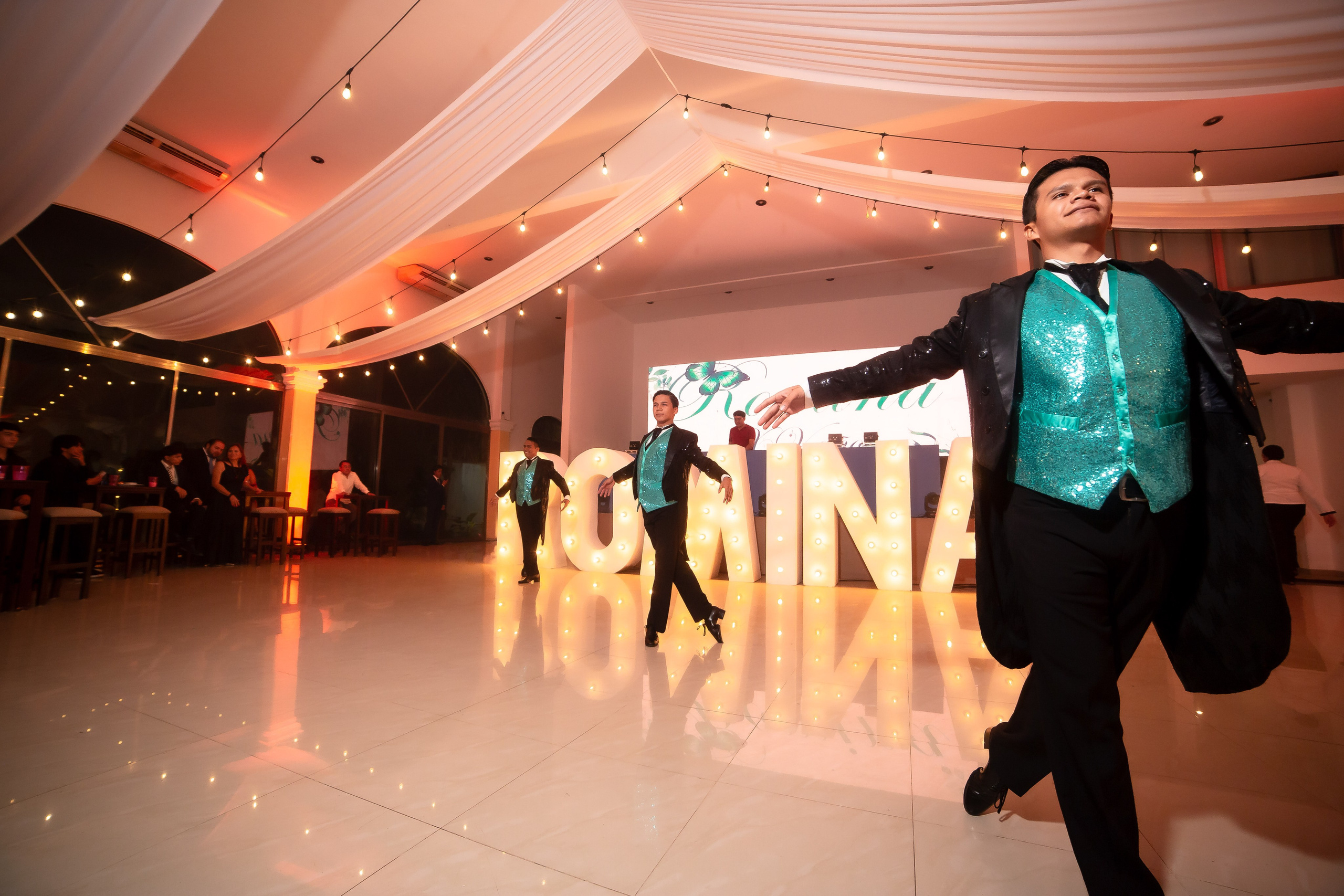 XV AÑOS ROMINA. Simón Enríquez Studio