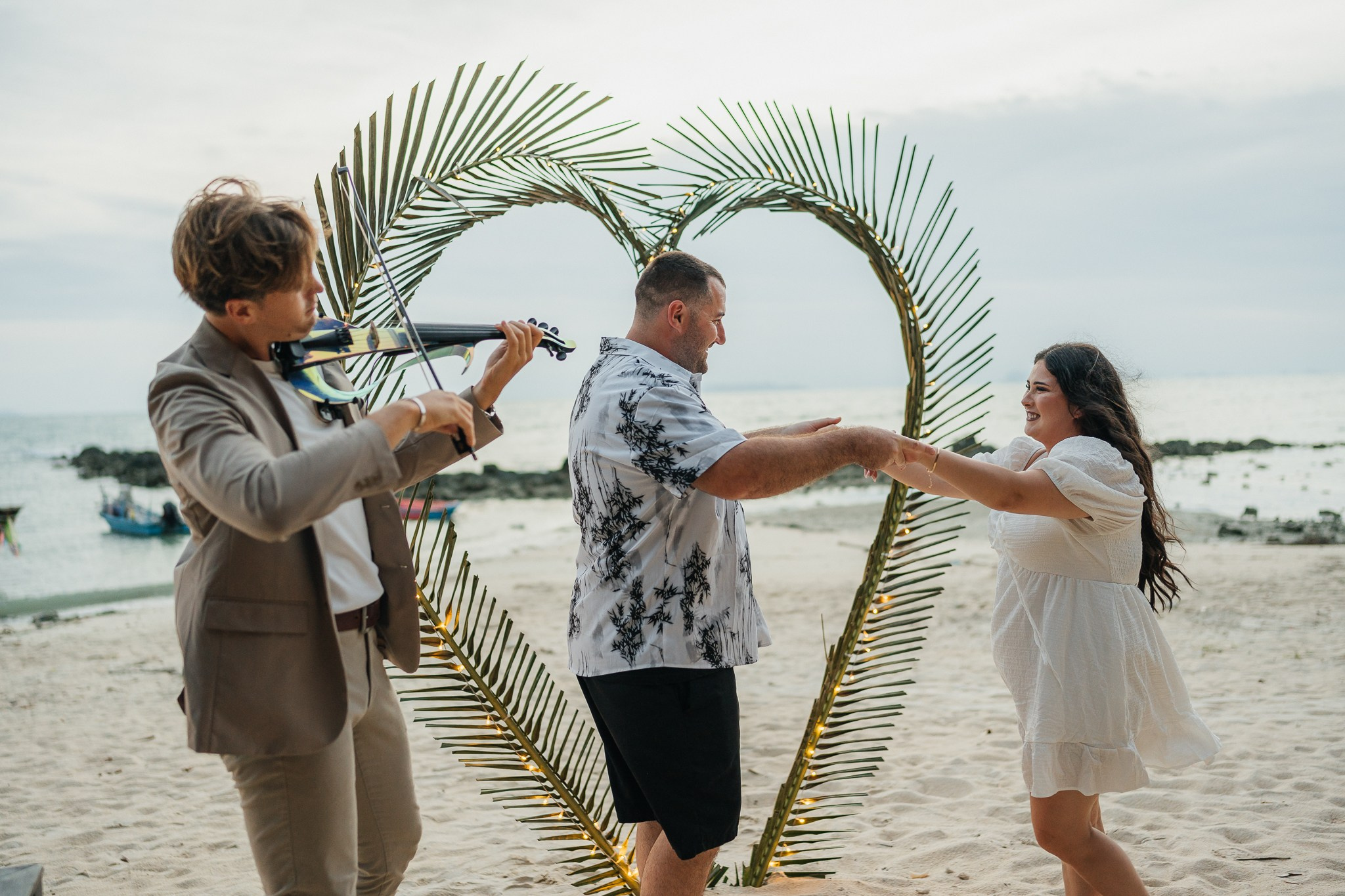 Live music. Romantic proposal on Koh Samui, Thailand