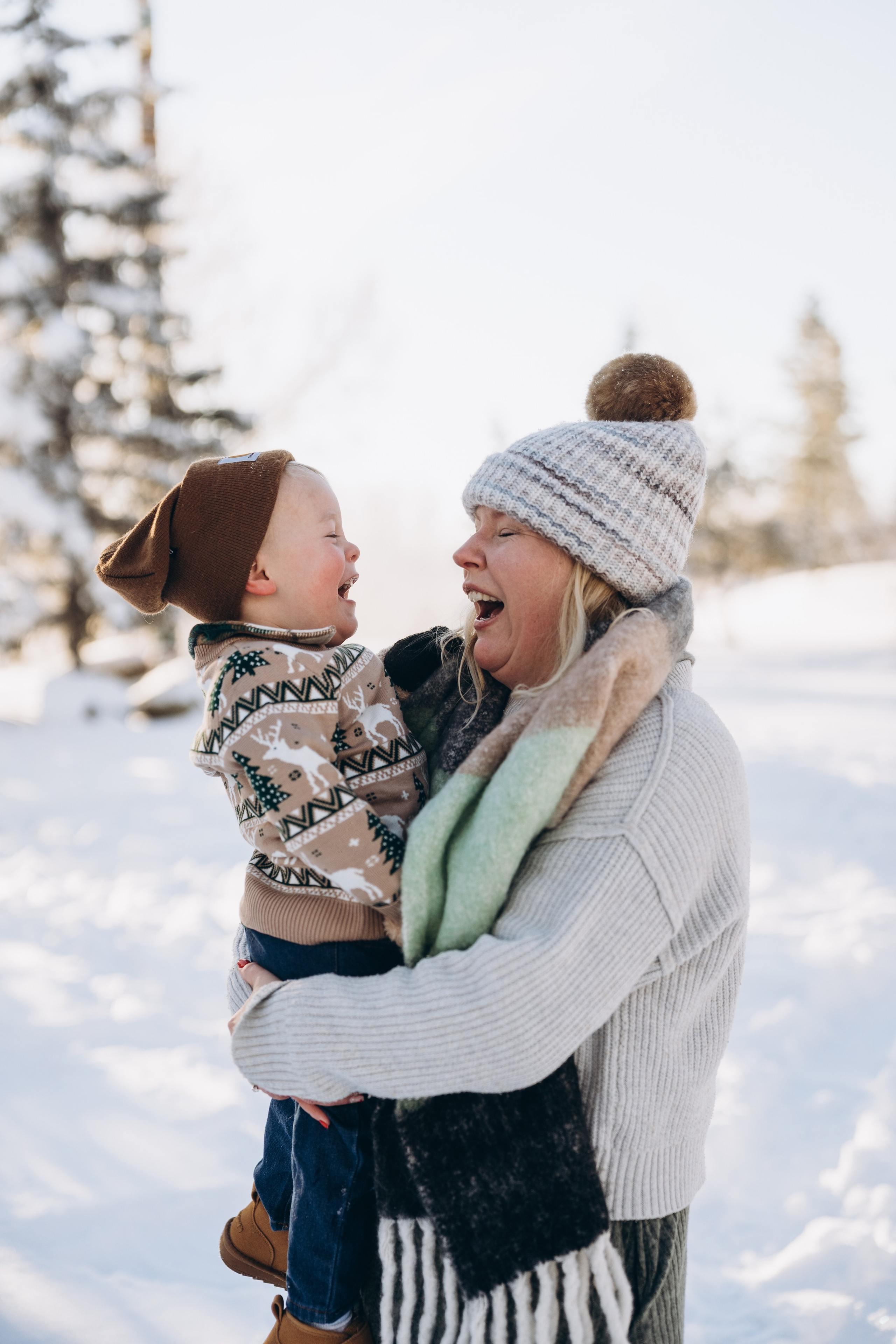 Katie & fam. Calgary Wedding & Lifestyle Photographer — Yevhen Polishchuk
