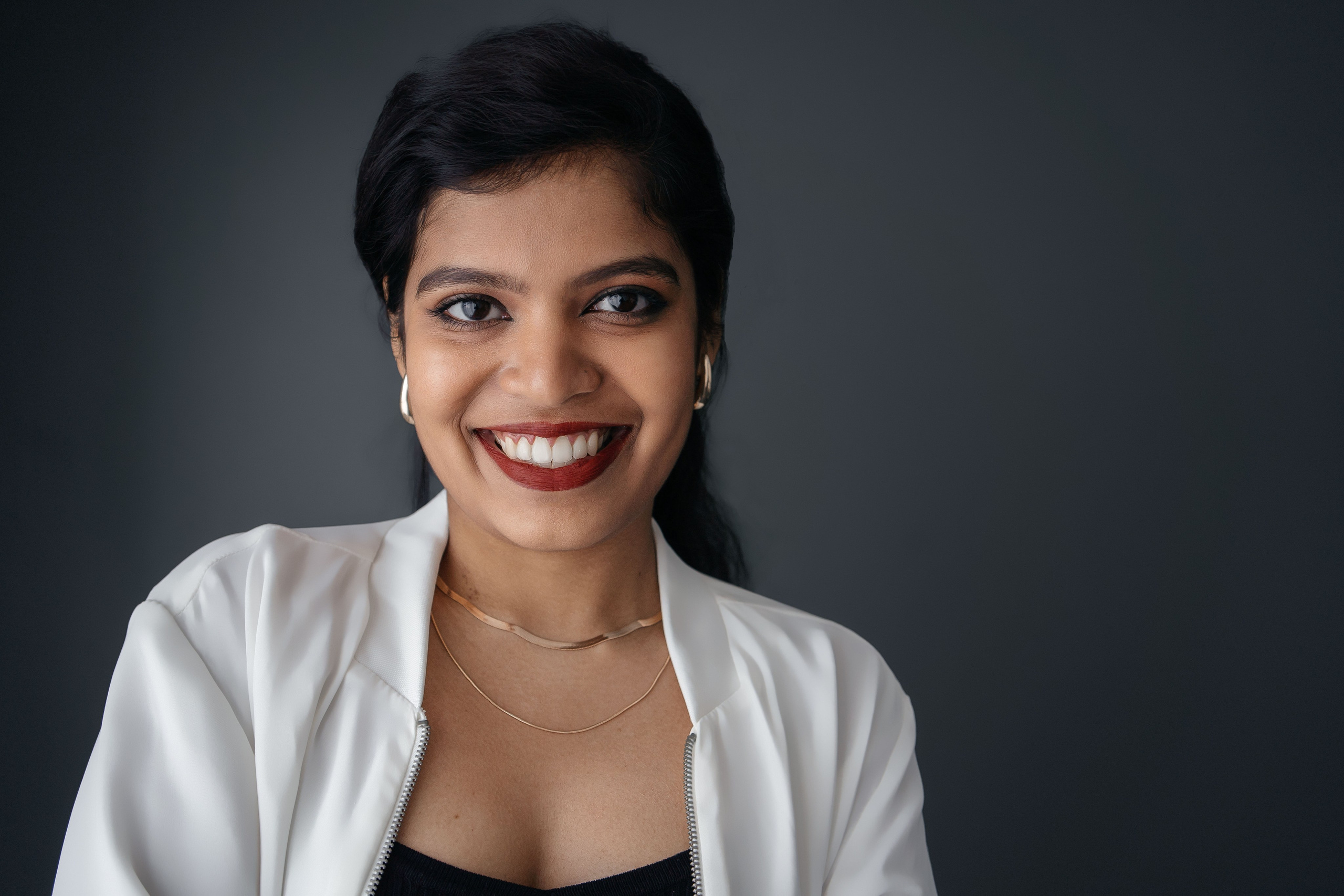 Aishwarya. Maria Elaeva Photography | Burnaby Portrait Photographer