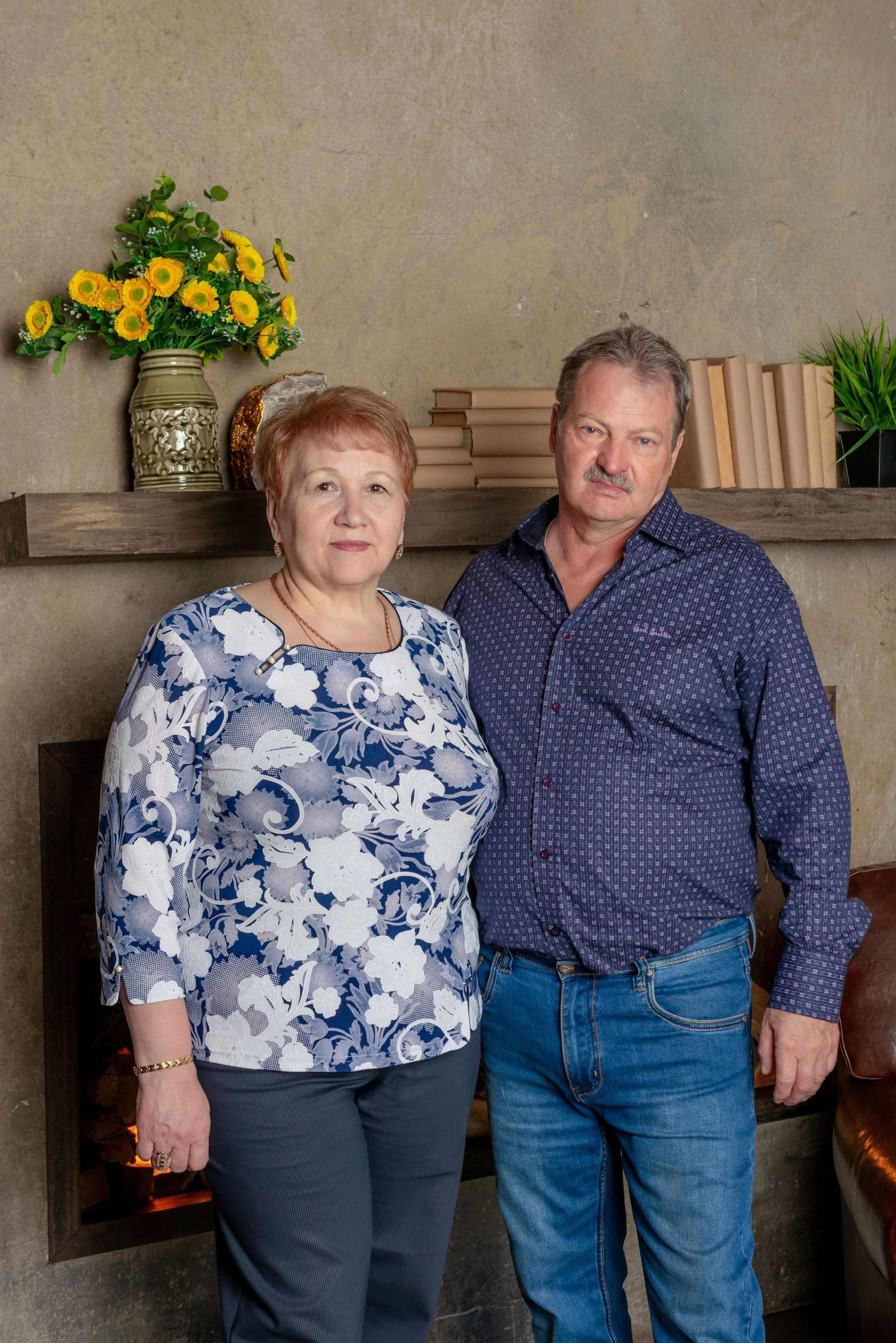 Photosession of a married couple in the studio. PHOTOGRAPHER QUINTANA ROO