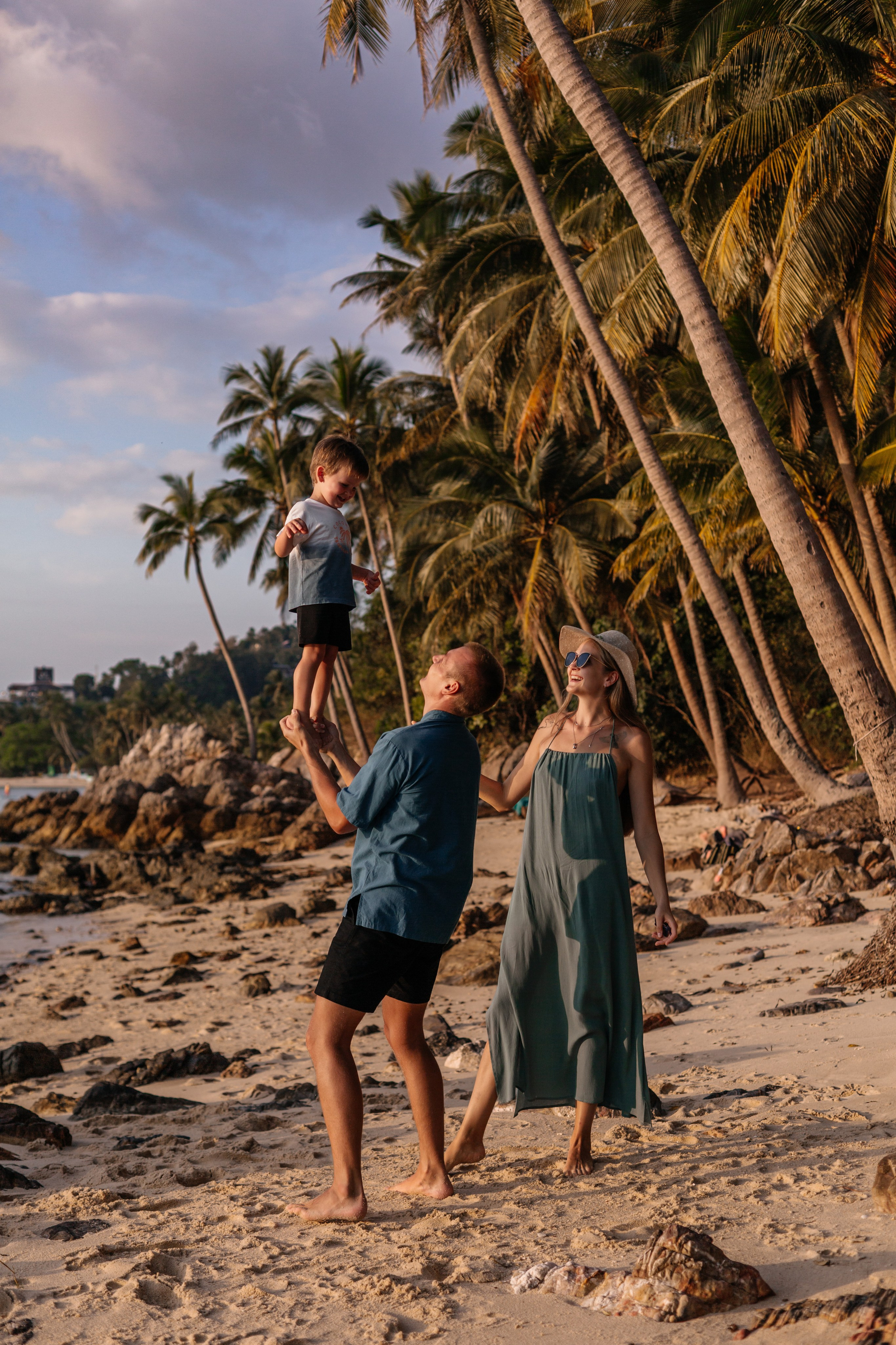 Tropical family portrait session in Koh Samui, Secret beach on Koh Samui