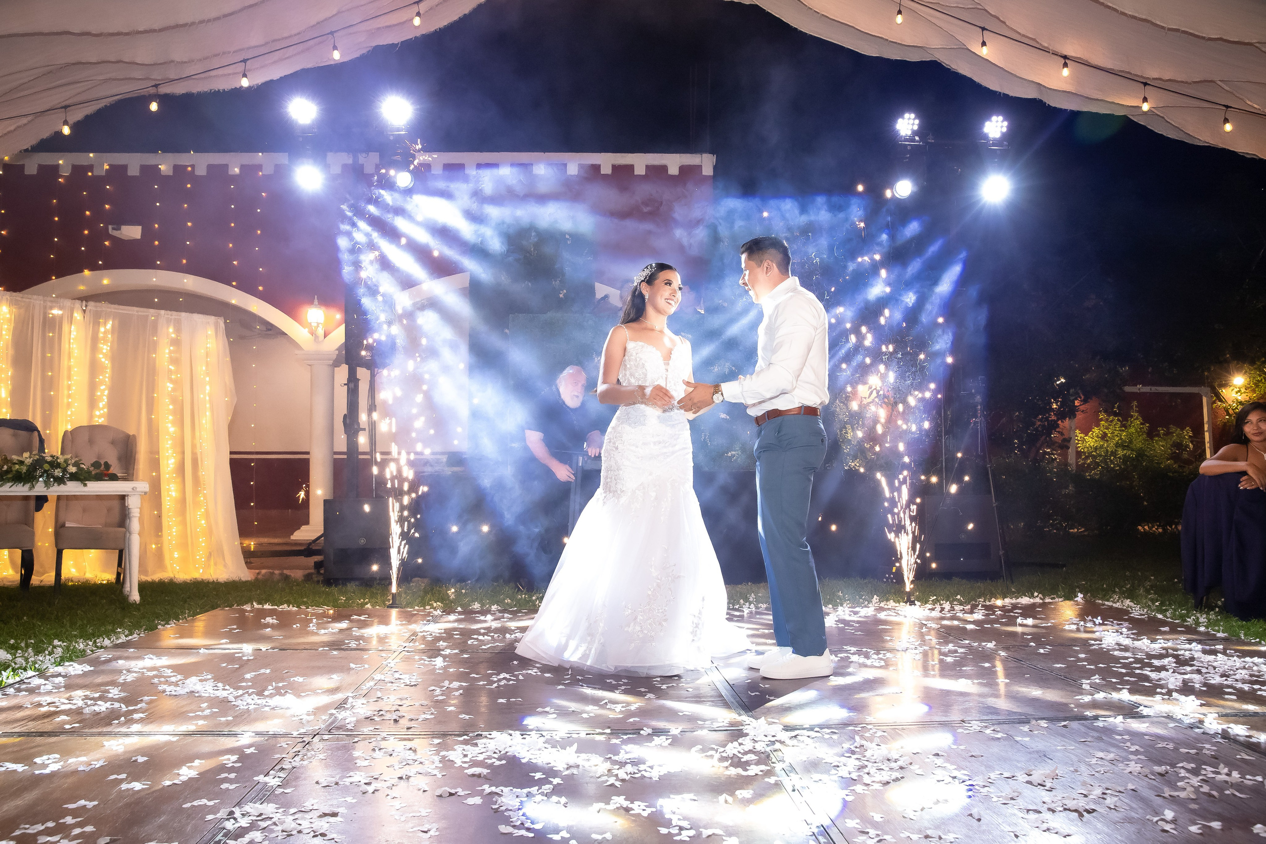 Delta & Cesar. Simón Enríquez Studio