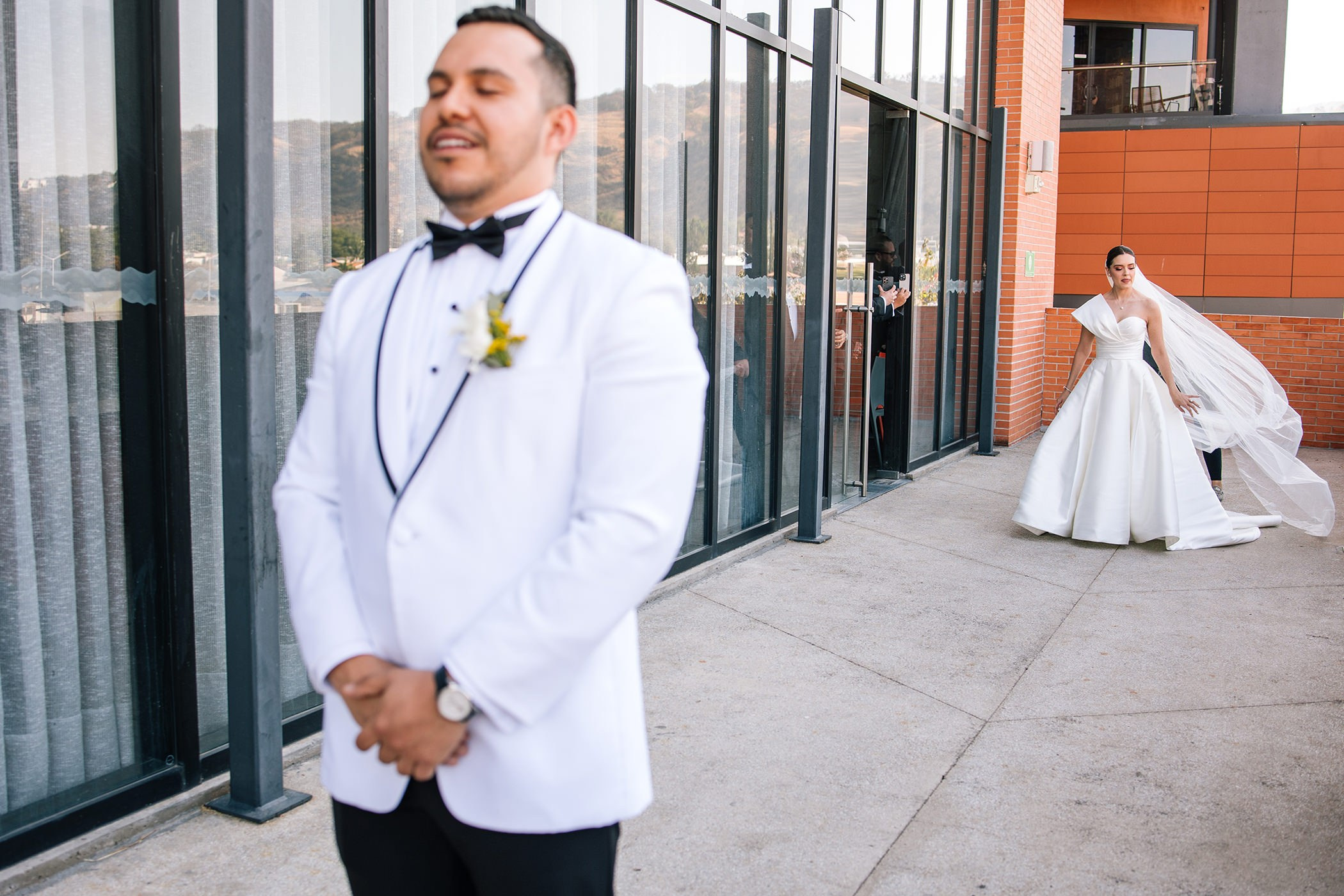 Formal. Wedding Photographer Ruth Preciado