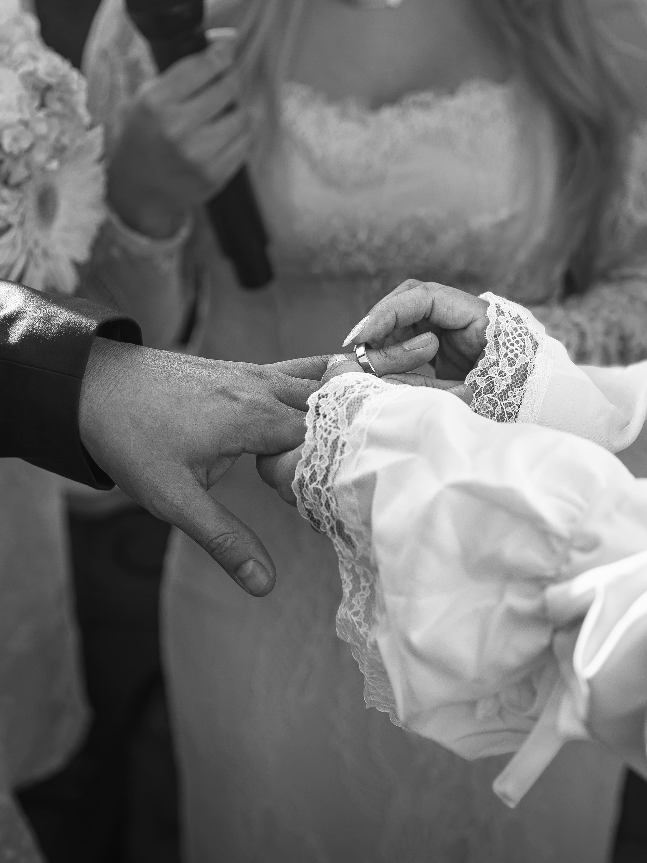 Fotógrafa de casamento em São Paulo, registrando cerimônia, celebração e momentos espontâneos com autenticidade. Fotografias para reviver cada emoção do casamento.