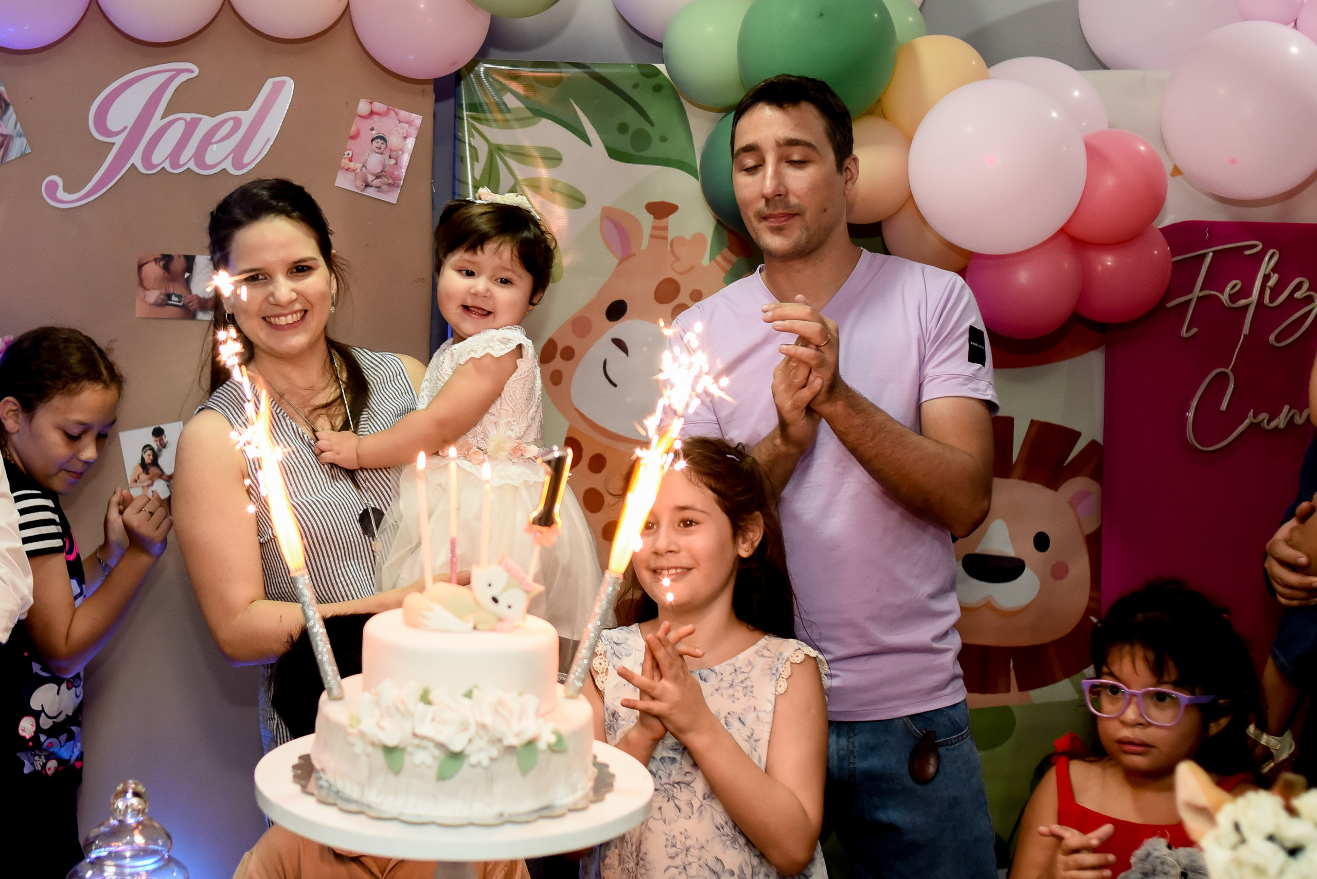1er añito de Jael. Fotografo de casamiento en misiones y fotógrafo de familia  Posadas