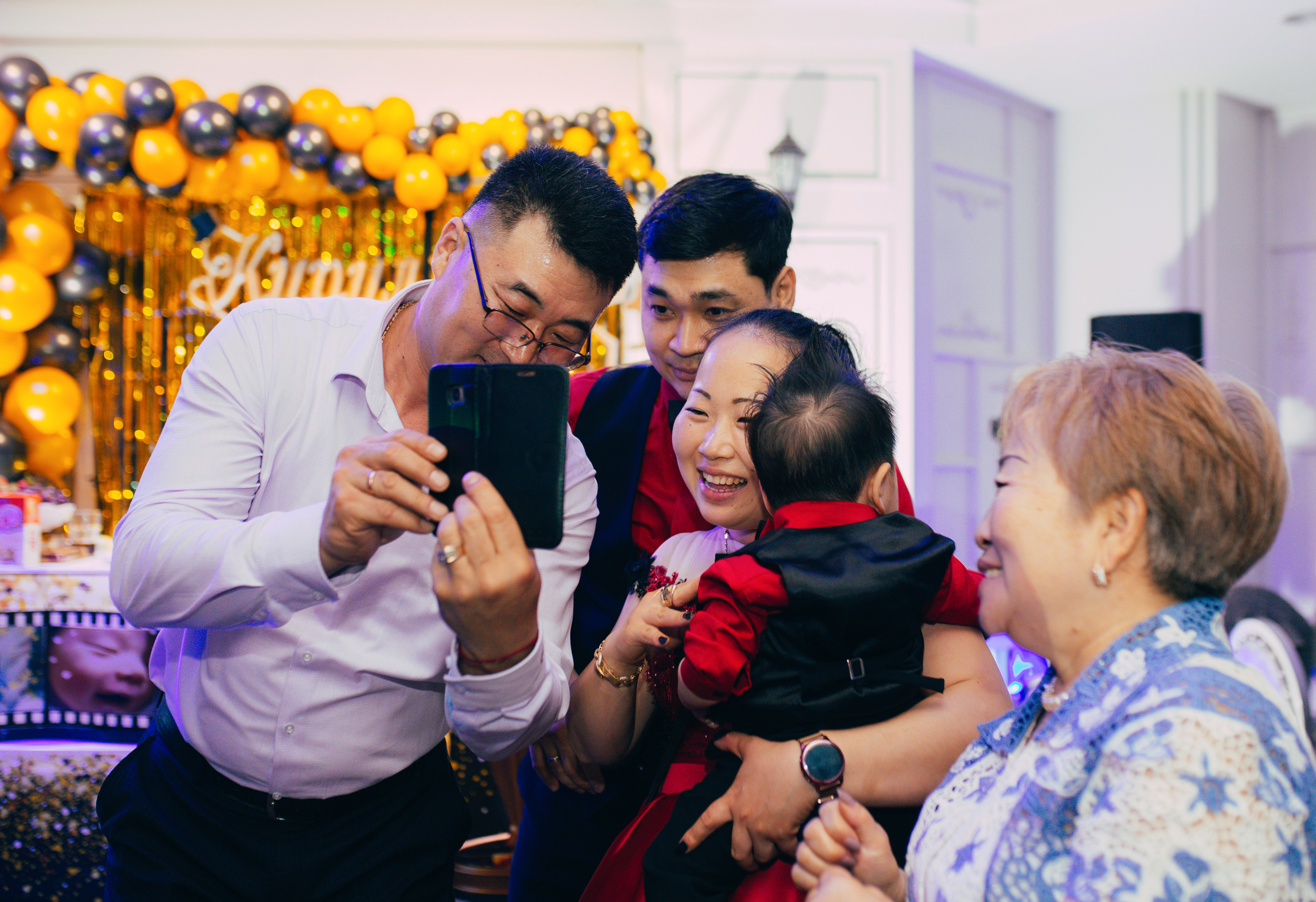 Kirill — 1 year. Portrait photographer in South Korea Olga Lian