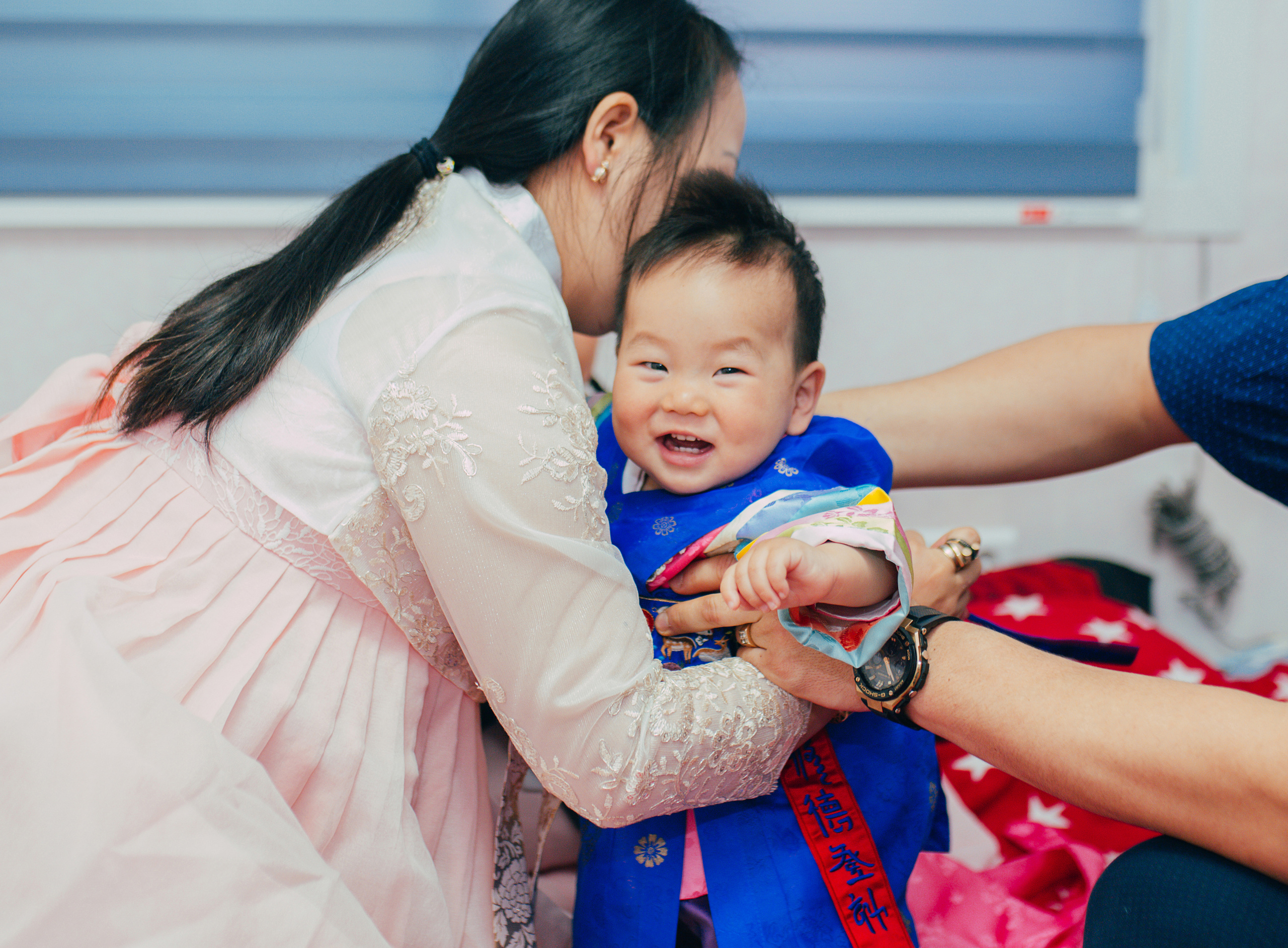 Kirill — 1 year. Portrait photographer in South Korea Olga Lian