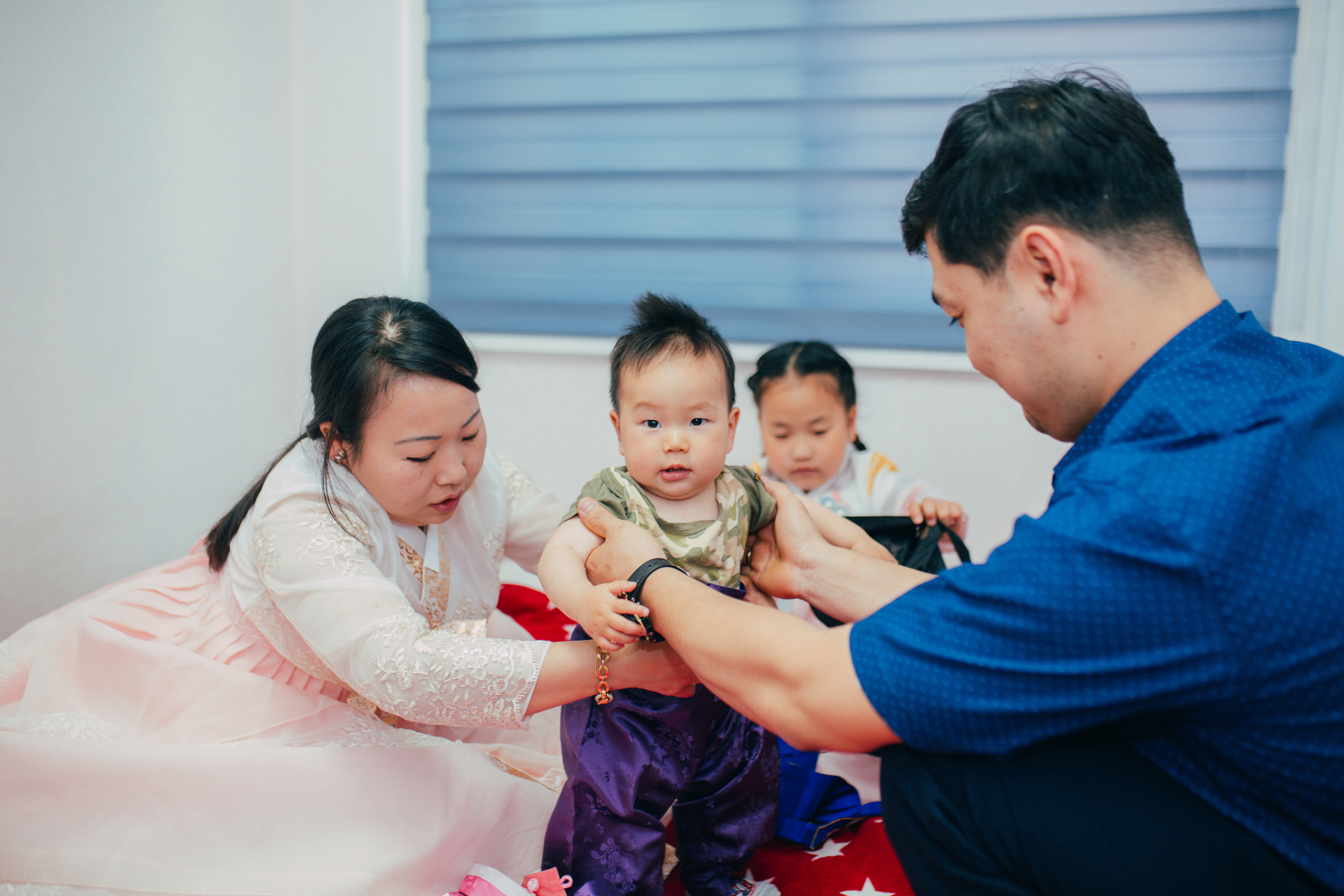 Kirill — 1 year. Portrait photographer in South Korea Olga Lian