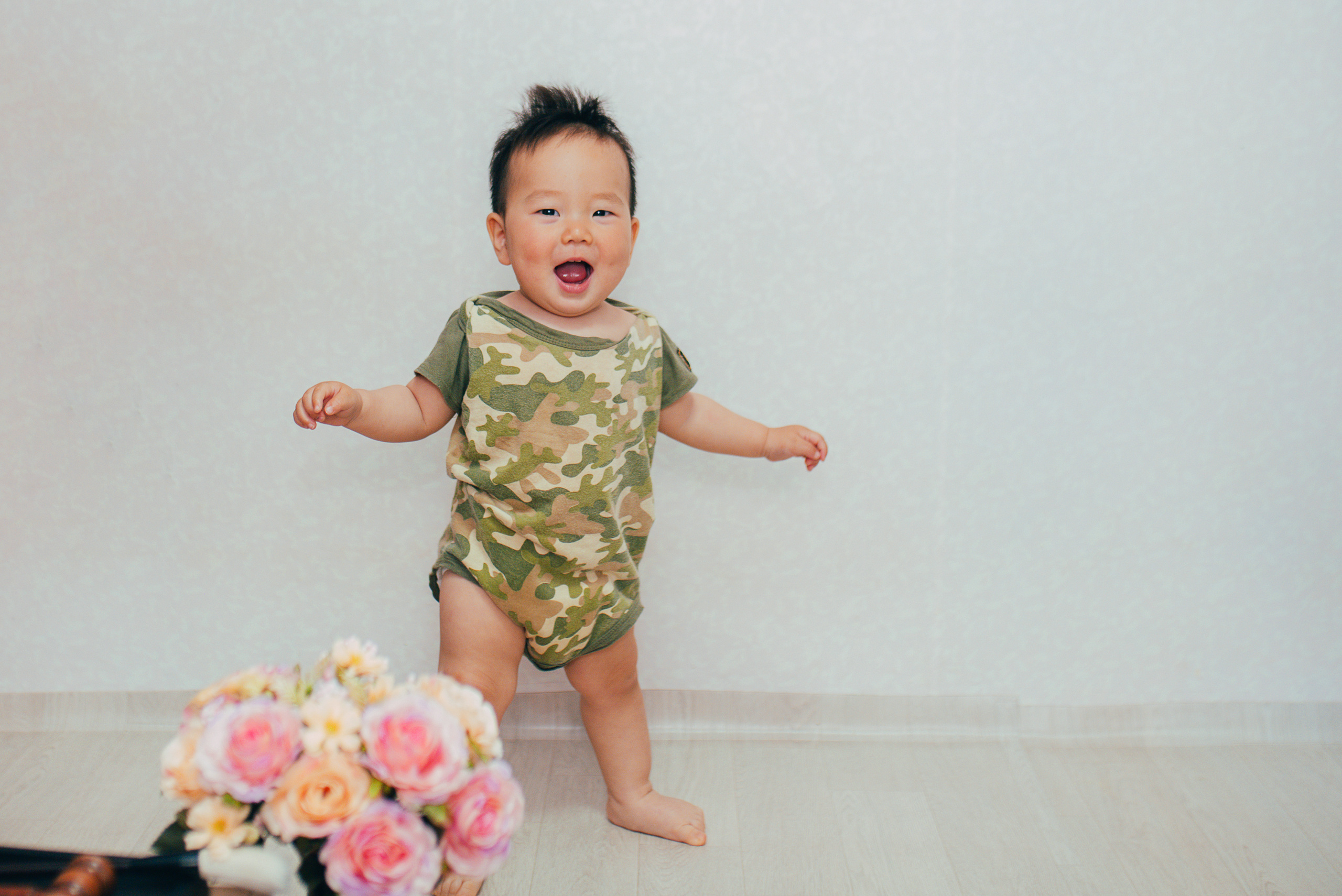 Kirill — 1 year. Portrait photographer in South Korea Olga Lian