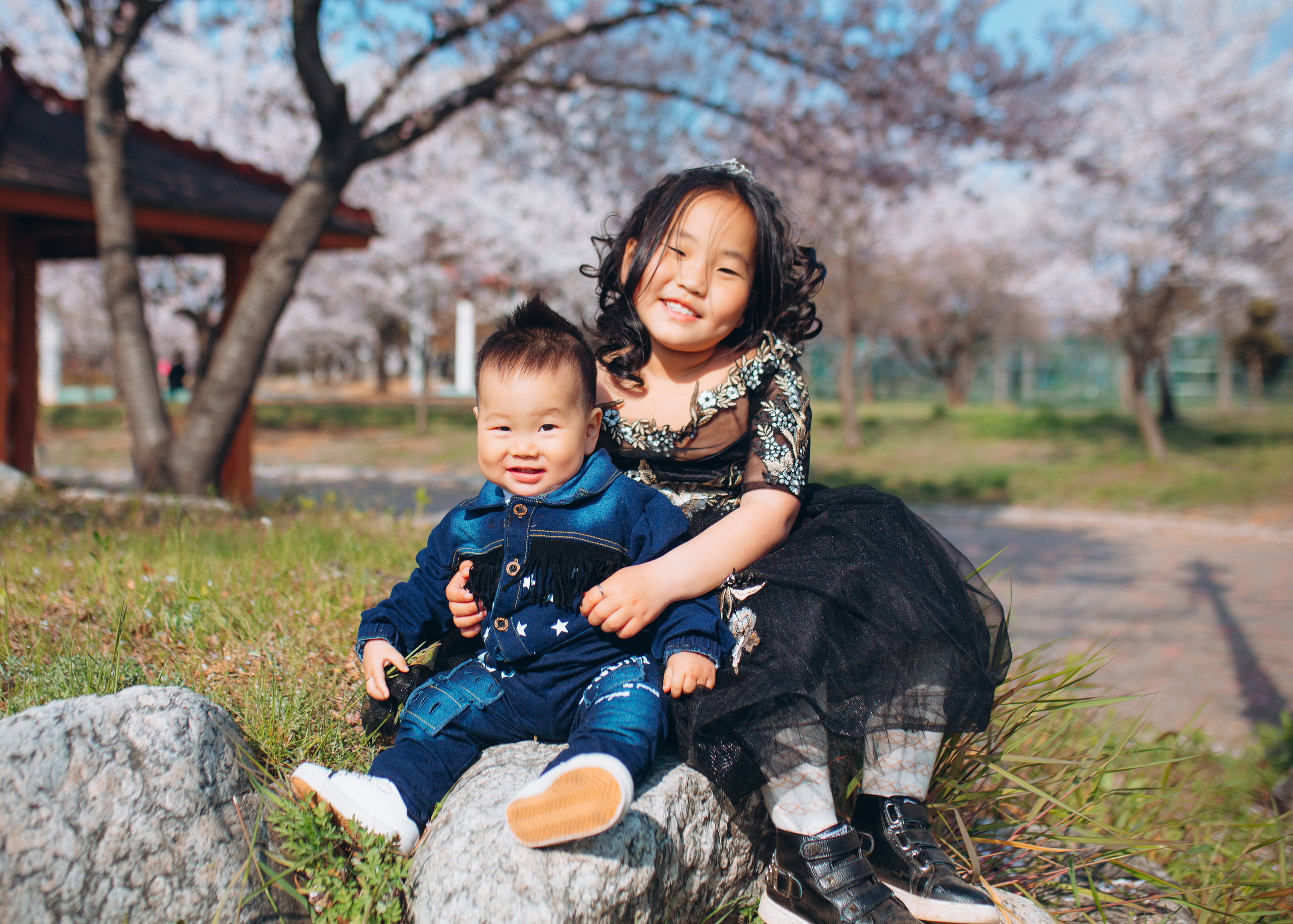 Kirill — 1 year. Portrait photographer in South Korea Olga Lian