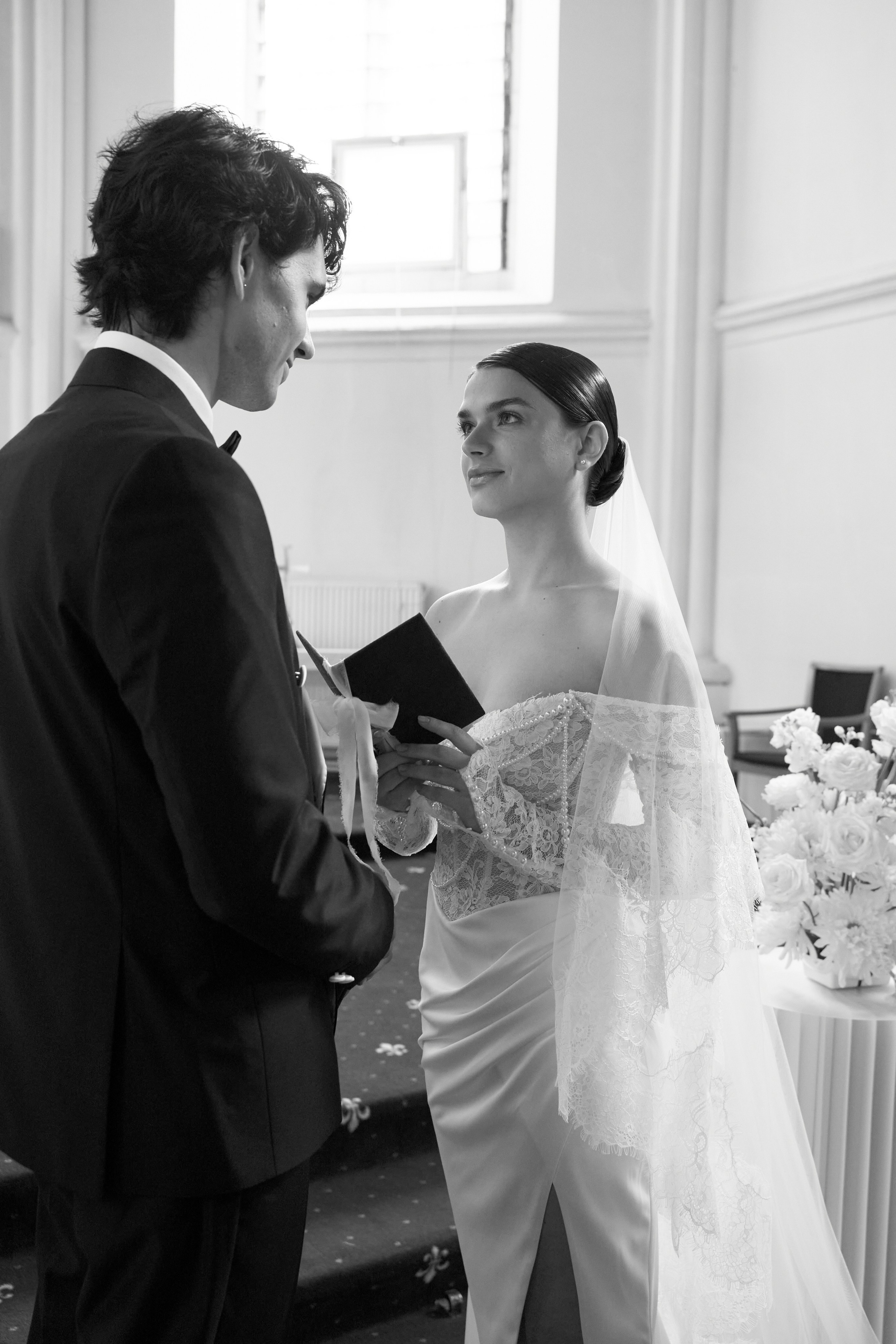 Cathedral Ceremony. Gabriela & Luis. Wedding & Portrait Photographer in Cancun, Tulum & Mexico City — Elena Ruzgis