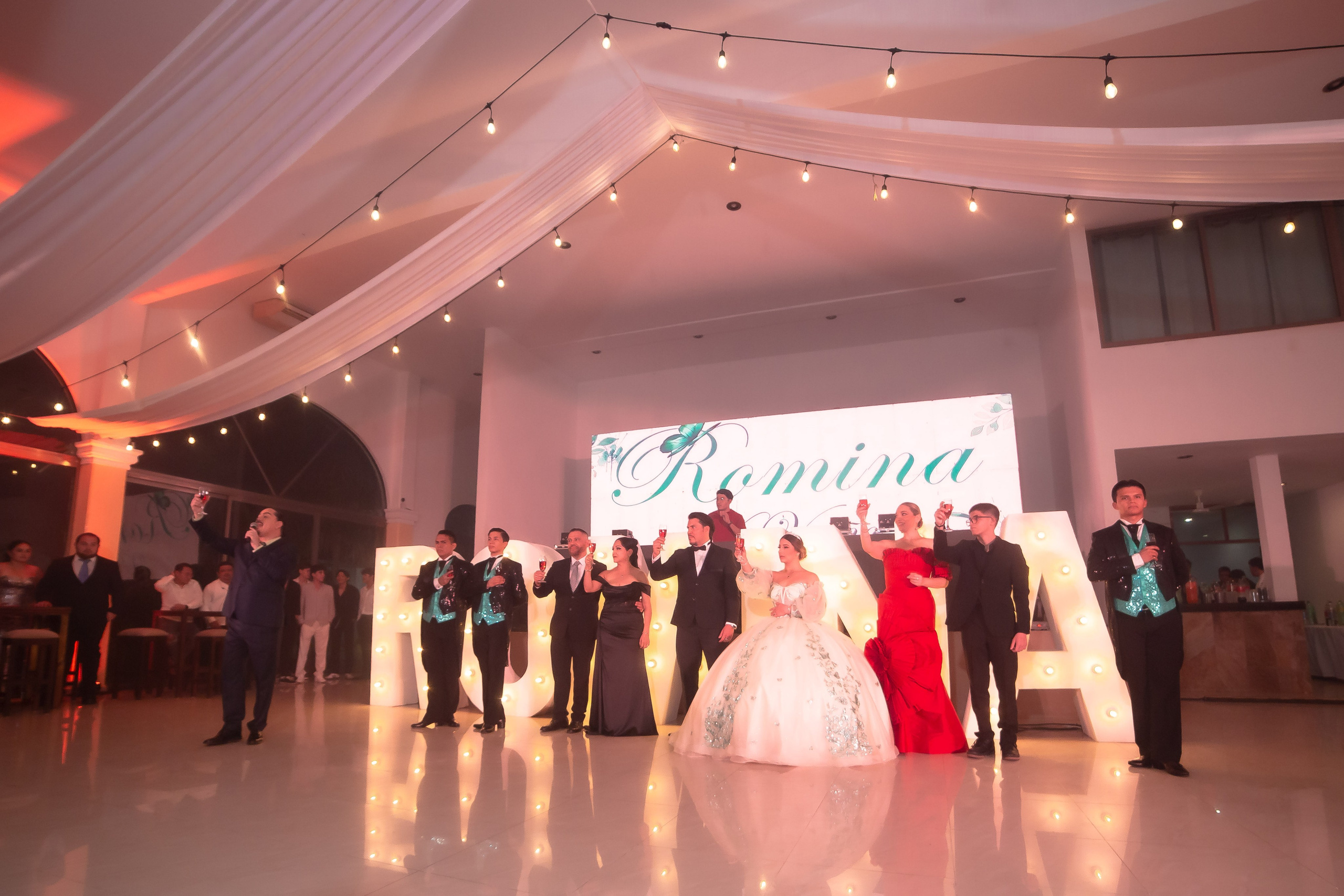 XV AÑOS ROMINA. Simón Enríquez Studio