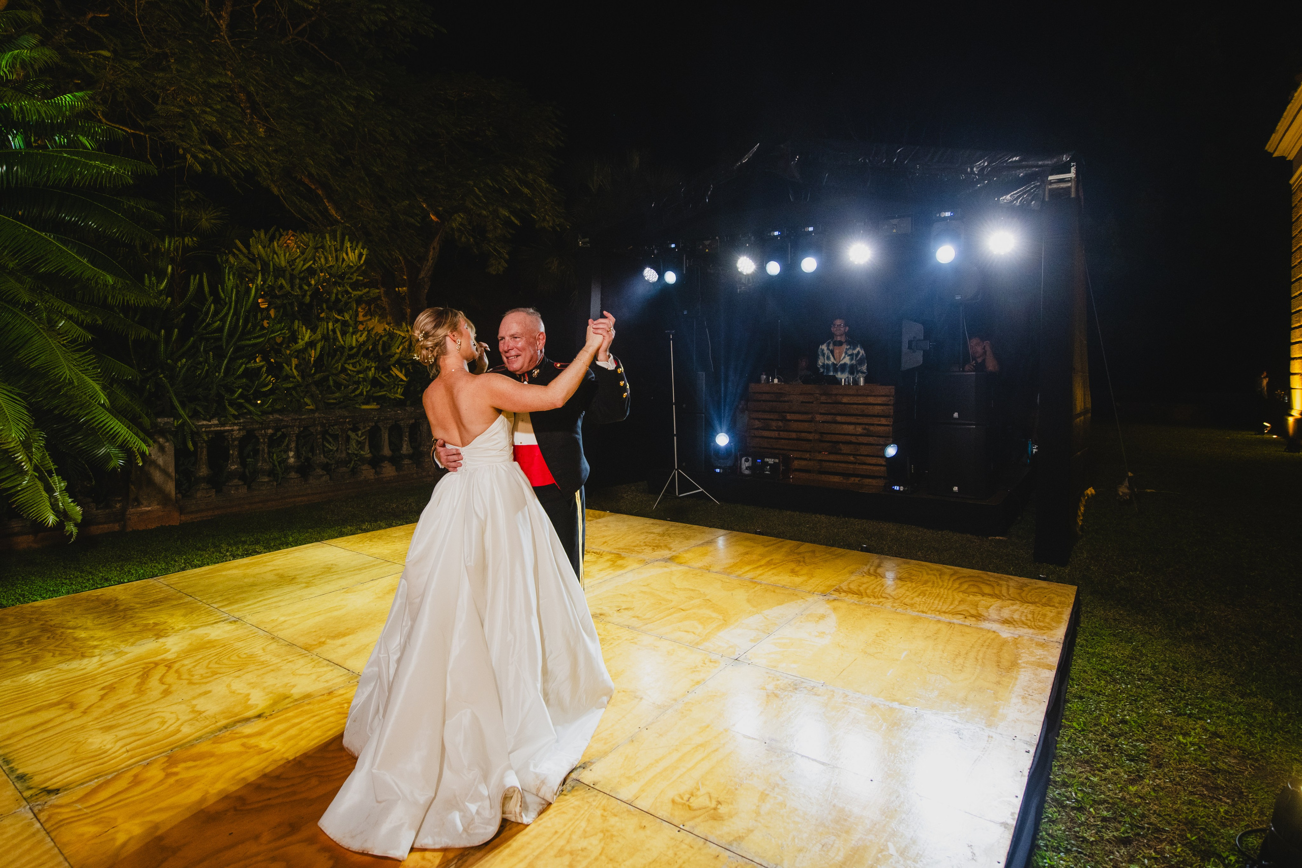 Sasha & Mike. Antonio Soberano Photography
