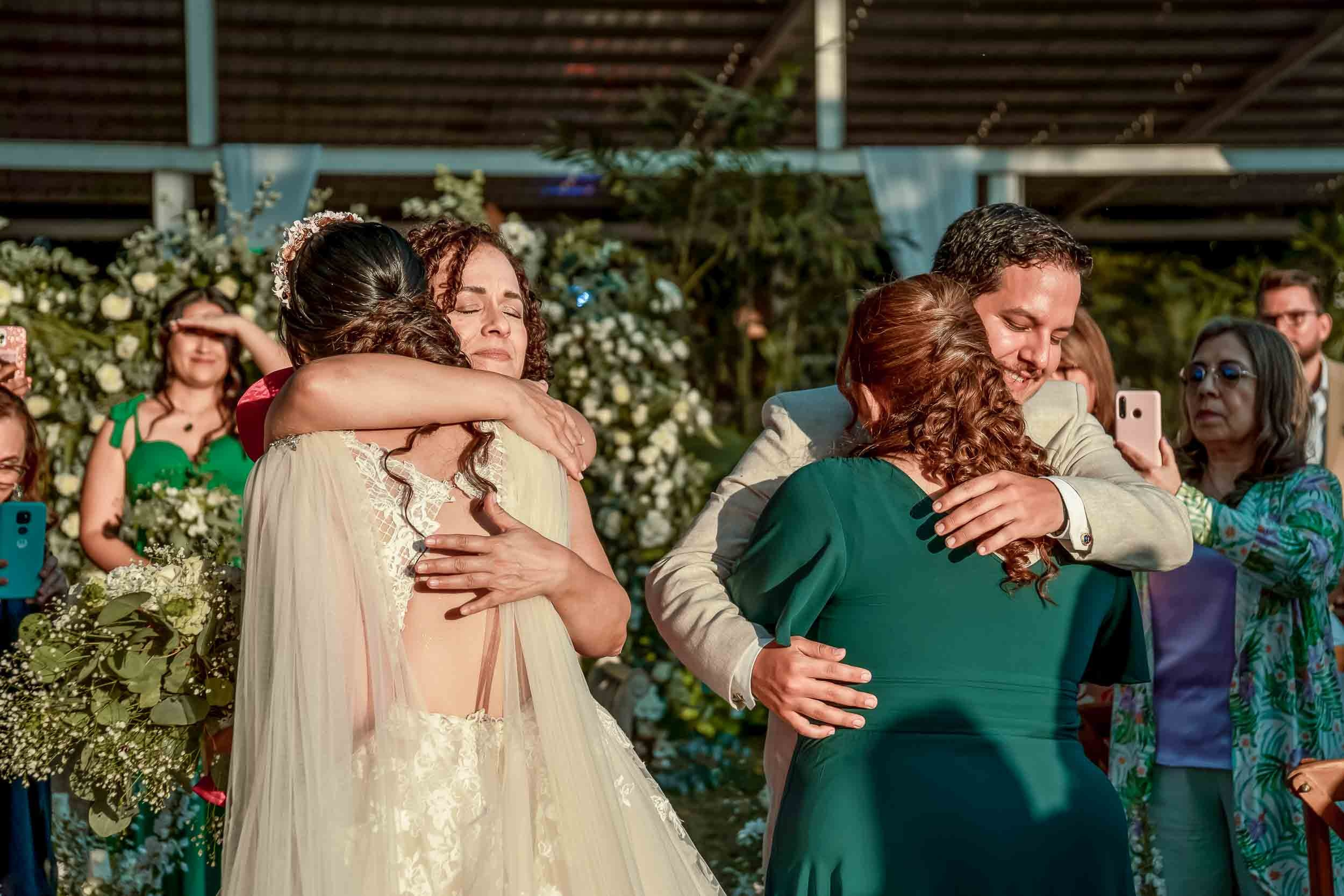 Boda en Cali. Hacienda Entre Rios - Daniela & Rodrigo. Karen Ortiz Photography / Fotógrafo profesional en Cali - Colombia