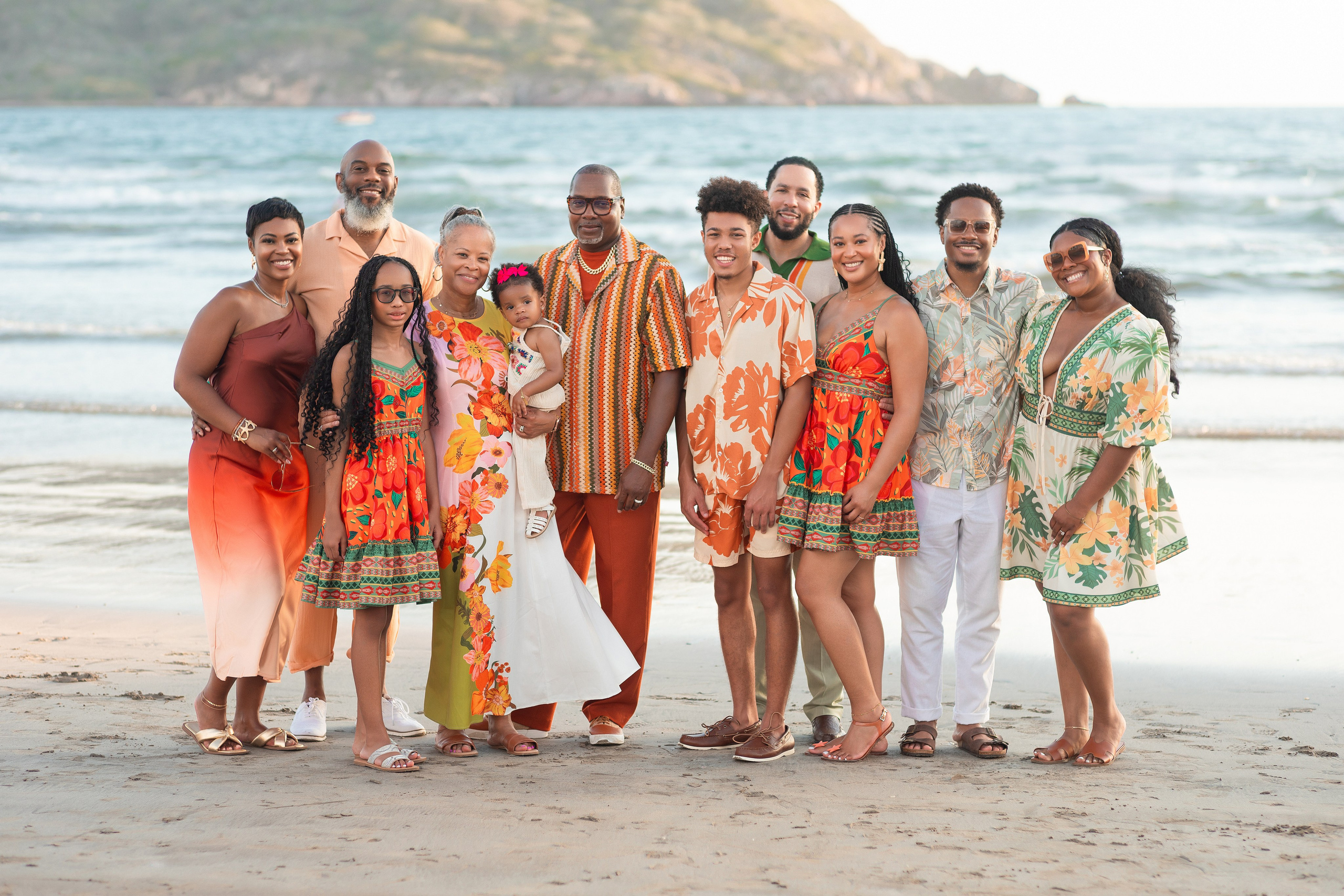 Family photoshoot at Luna Bonita Beach for Shayla. Виктория Кастельянос. Русскоязычный фотограф в Мексике