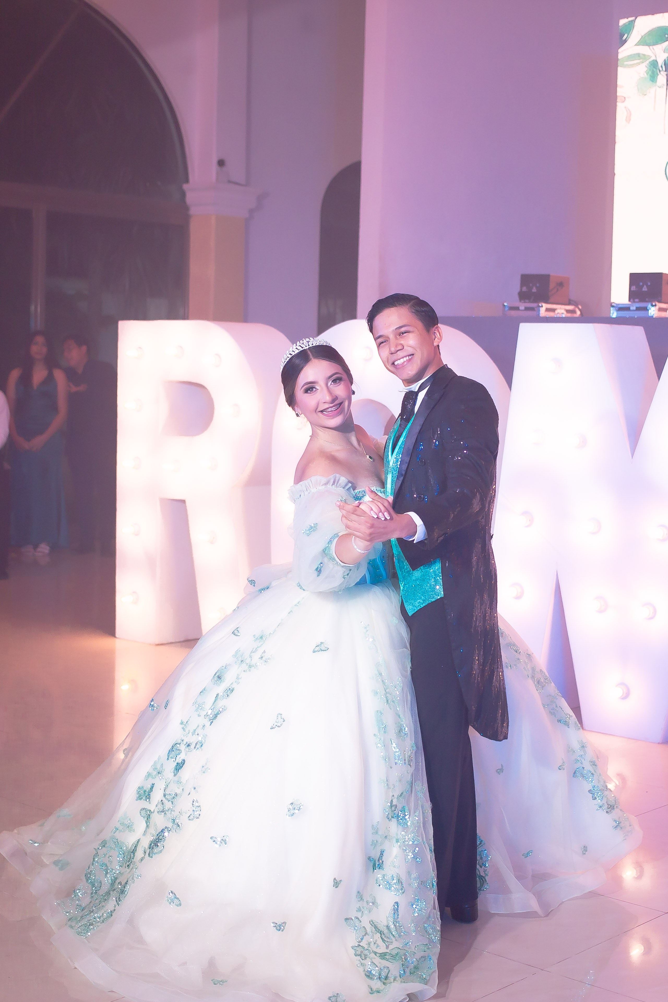 XV AÑOS ROMINA. Simón Enríquez Studio