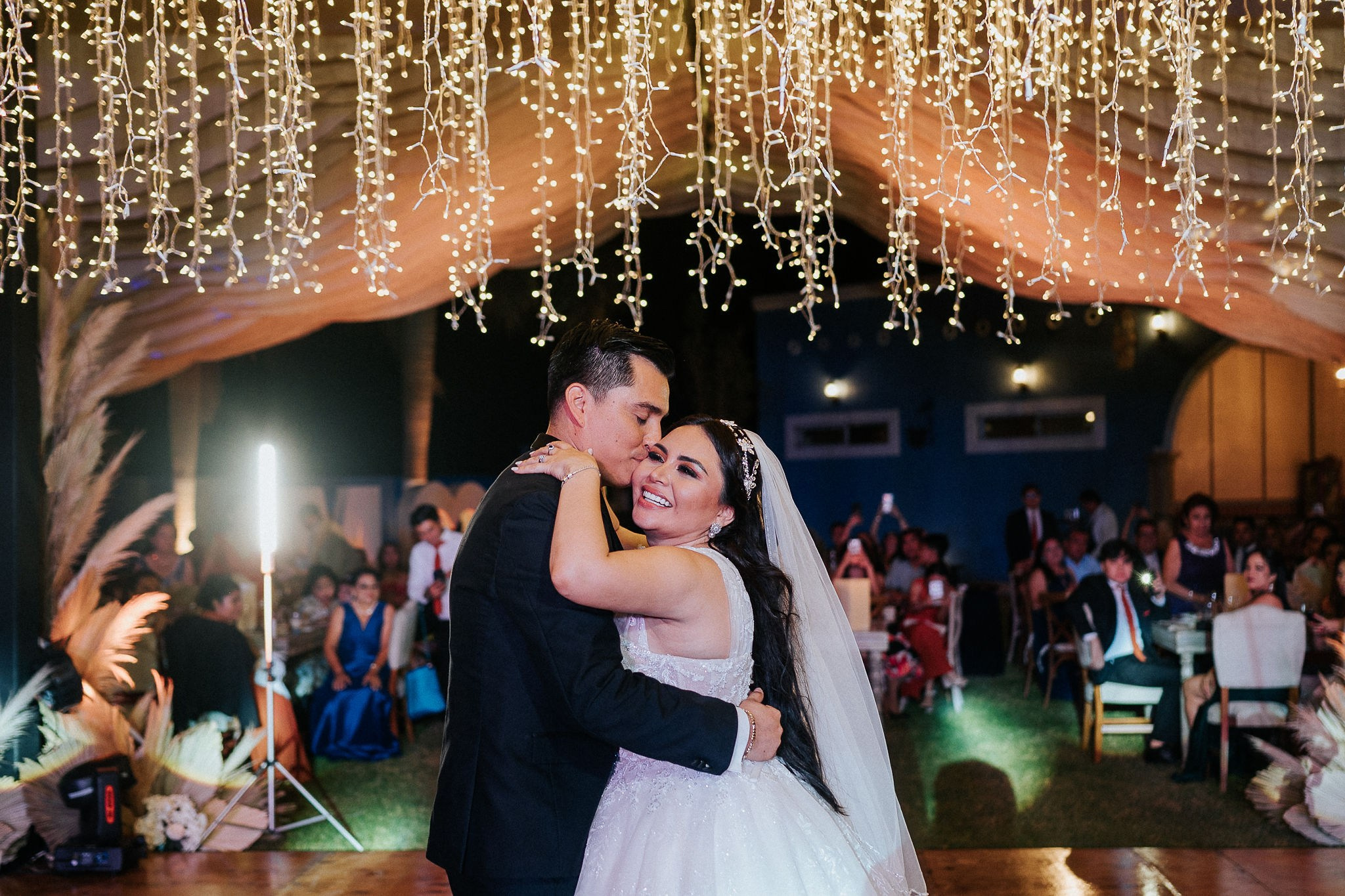 Montse & Jonathan. Fotógrafo de bodas, quince años, familias y fotografía infantil en Mérida Yucatán Alberto Rodriguez