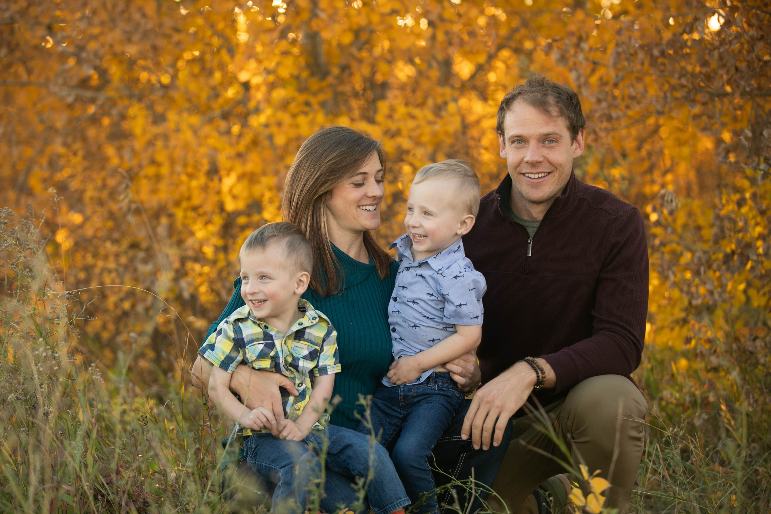 Family Photos — Caitlyn Howe. Ching Li Photography