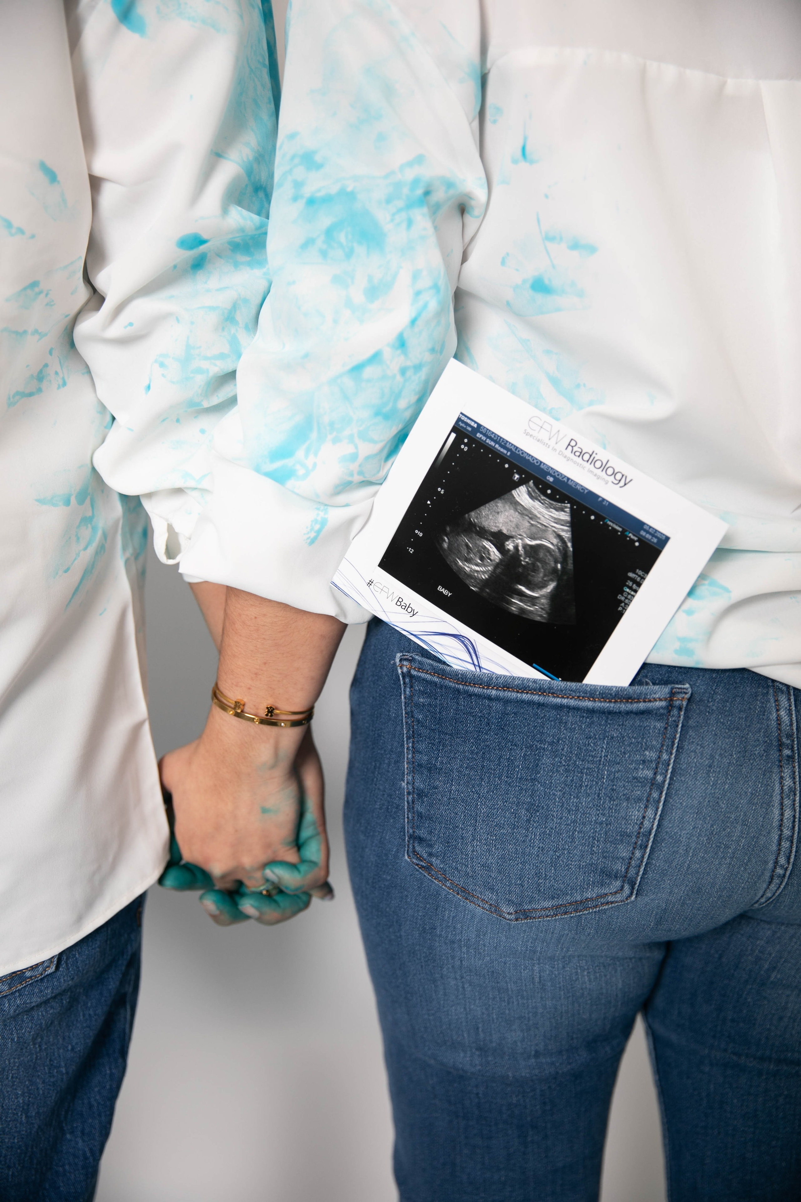 Maternity Photos — Gender Reveal. Ching Li Photography